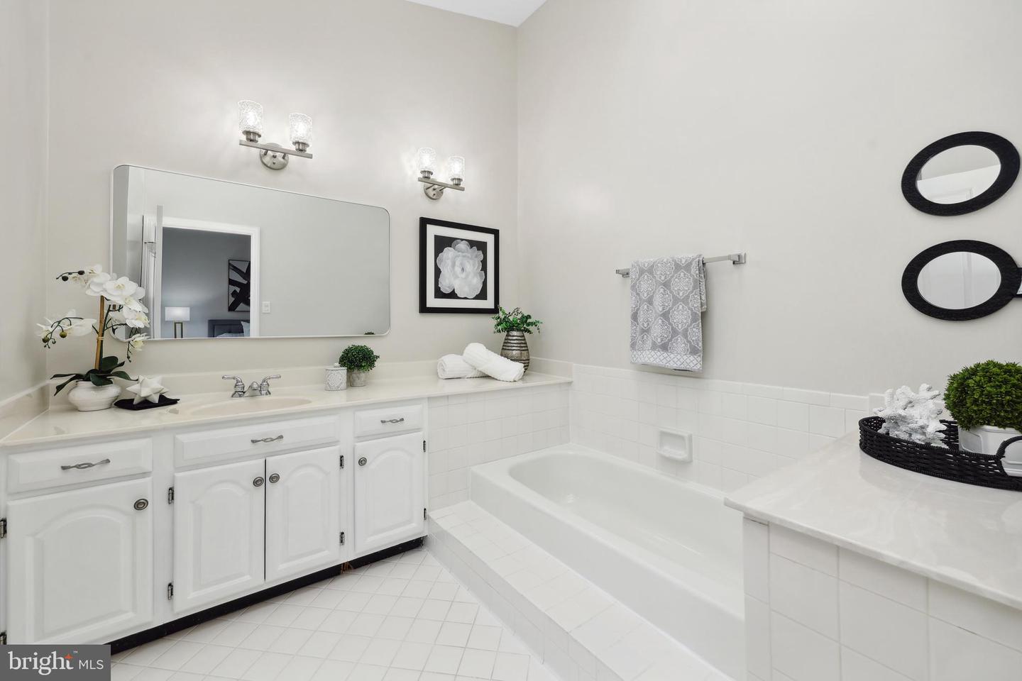 5813 IRON WILLOW CT, ALEXANDRIA, Virginia 22310, 3 Bedrooms Bedrooms, ,2 BathroomsBathrooms,Residential,For sale,5813 IRON WILLOW CT,VAFX2247860 MLS # VAFX2247860