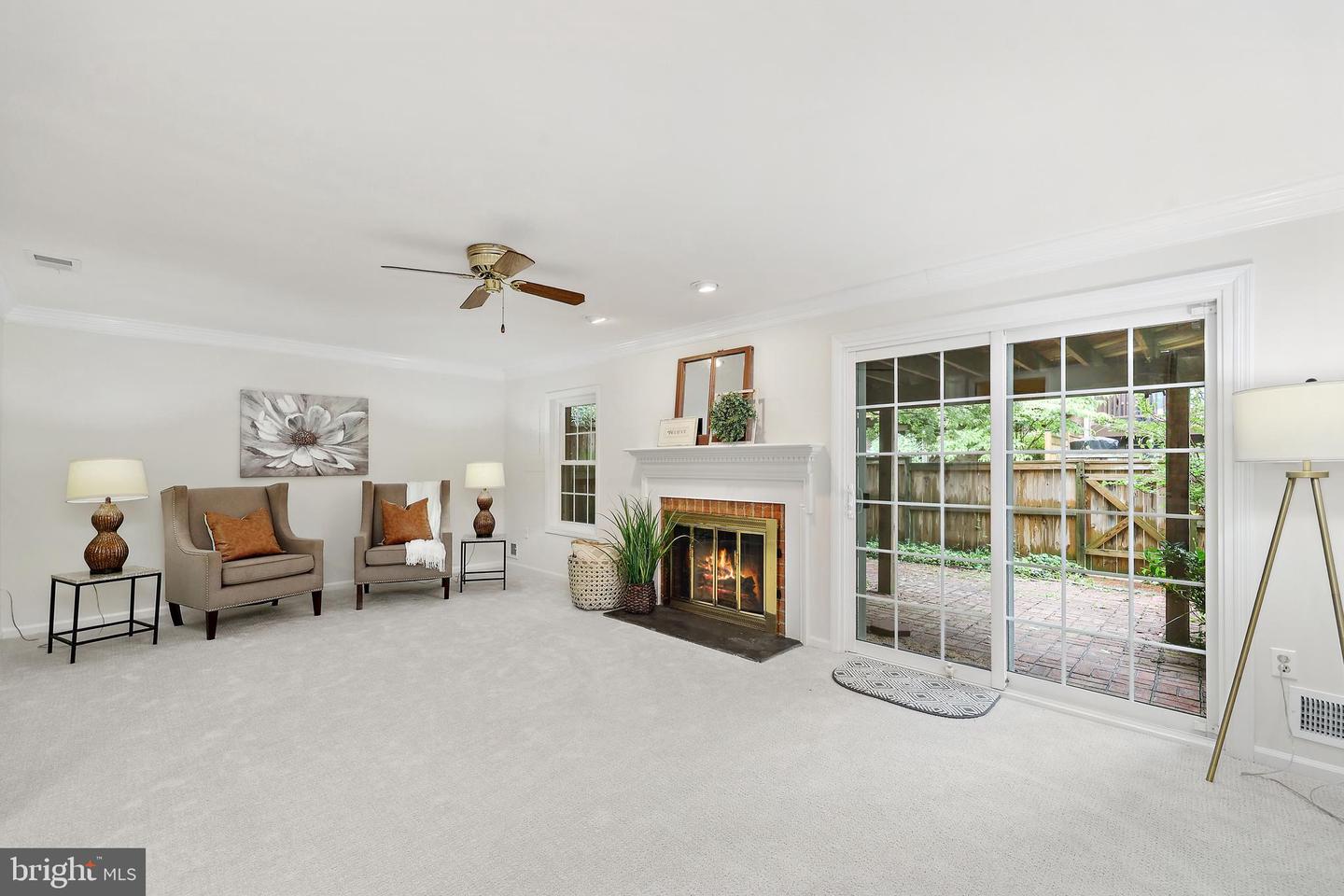 5813 IRON WILLOW CT, ALEXANDRIA, Virginia 22310, 3 Bedrooms Bedrooms, ,2 BathroomsBathrooms,Residential,For sale,5813 IRON WILLOW CT,VAFX2247860 MLS # VAFX2247860