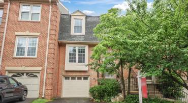 5813 IRON WILLOW CT, ALEXANDRIA, Virginia 22310, 3 Bedrooms Bedrooms, ,2 BathroomsBathrooms,Residential,For sale,5813 IRON WILLOW CT,VAFX2247860 MLS # VAFX2247860