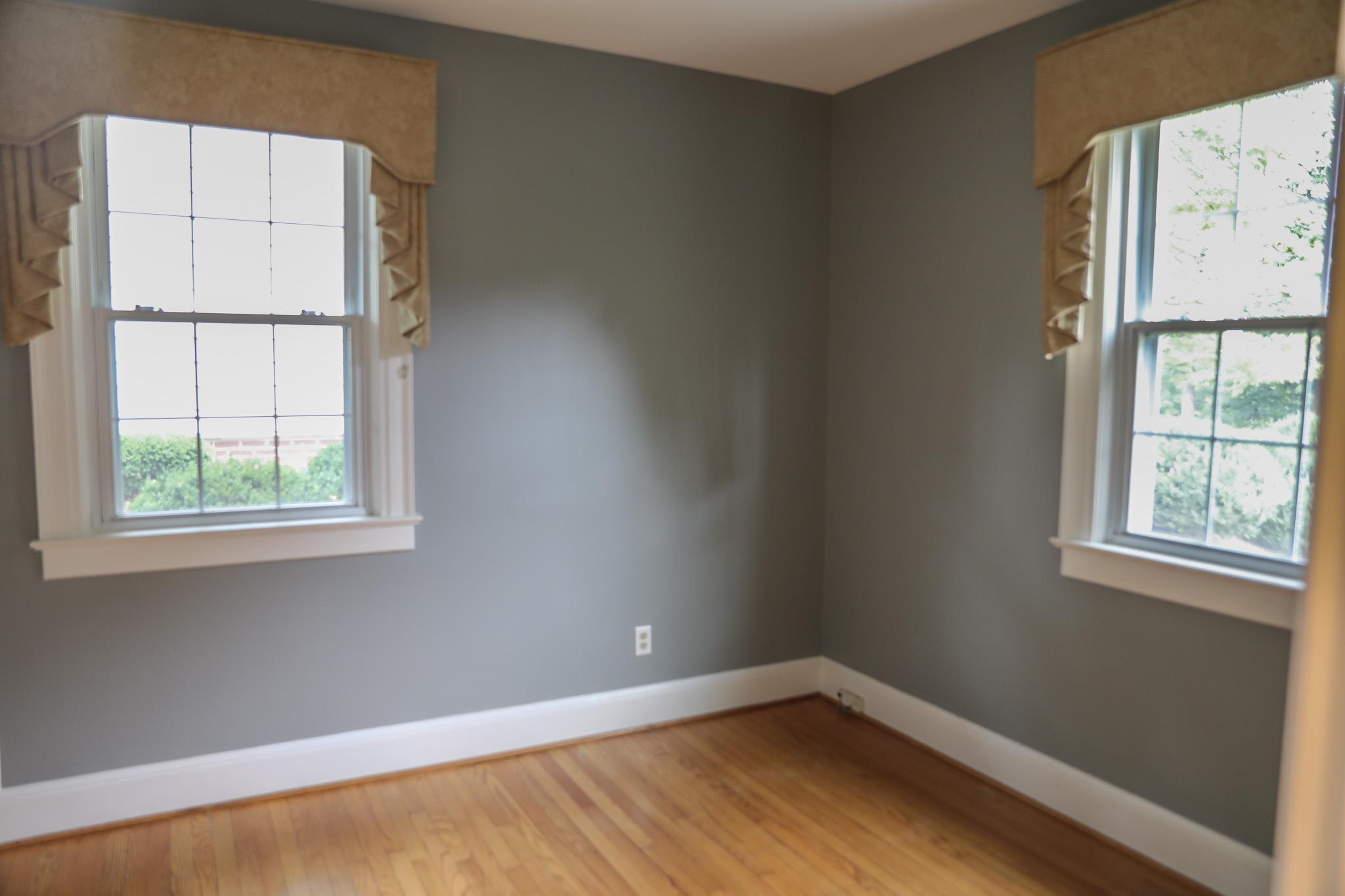 844 LYNDHURST RD, WAYNESBORO, Virginia 22980, 4 Bedrooms Bedrooms, ,1 BathroomBathrooms,Residential,844 LYNDHURST RD,665958 MLS # 665958