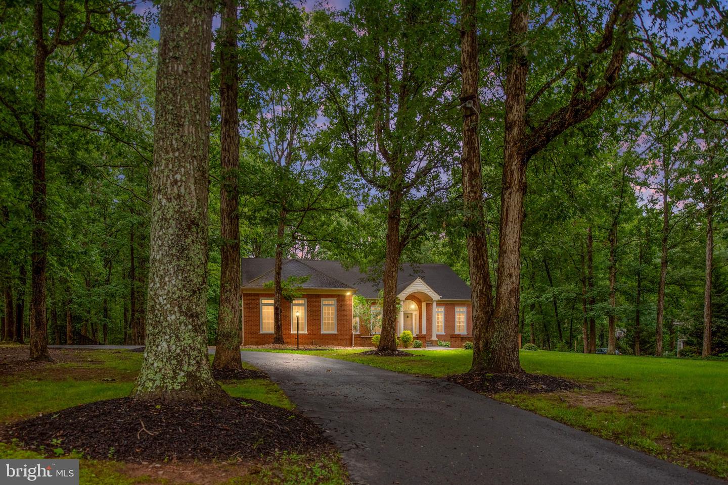 8504 MATTHEW MAURY CT, SPOTSYLVANIA, Virginia 22553, 6 Bedrooms Bedrooms, ,4 BathroomsBathrooms,Residential,For sale,8504 MATTHEW MAURY CT,VASP2034010 MLS # VASP2034010