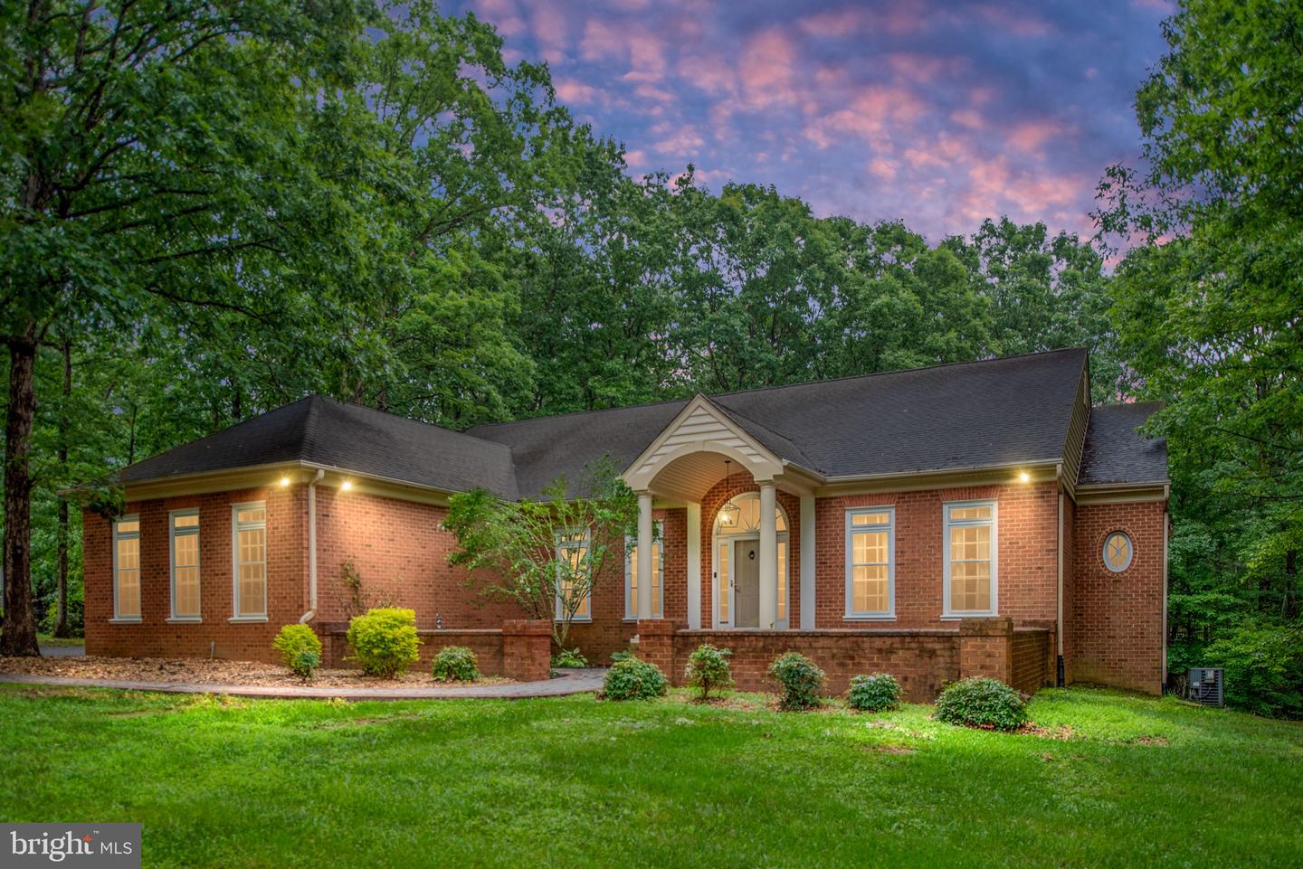 8504 MATTHEW MAURY CT, SPOTSYLVANIA, Virginia 22553, 6 Bedrooms Bedrooms, ,4 BathroomsBathrooms,Residential,For sale,8504 MATTHEW MAURY CT,VASP2034010 MLS # VASP2034010
