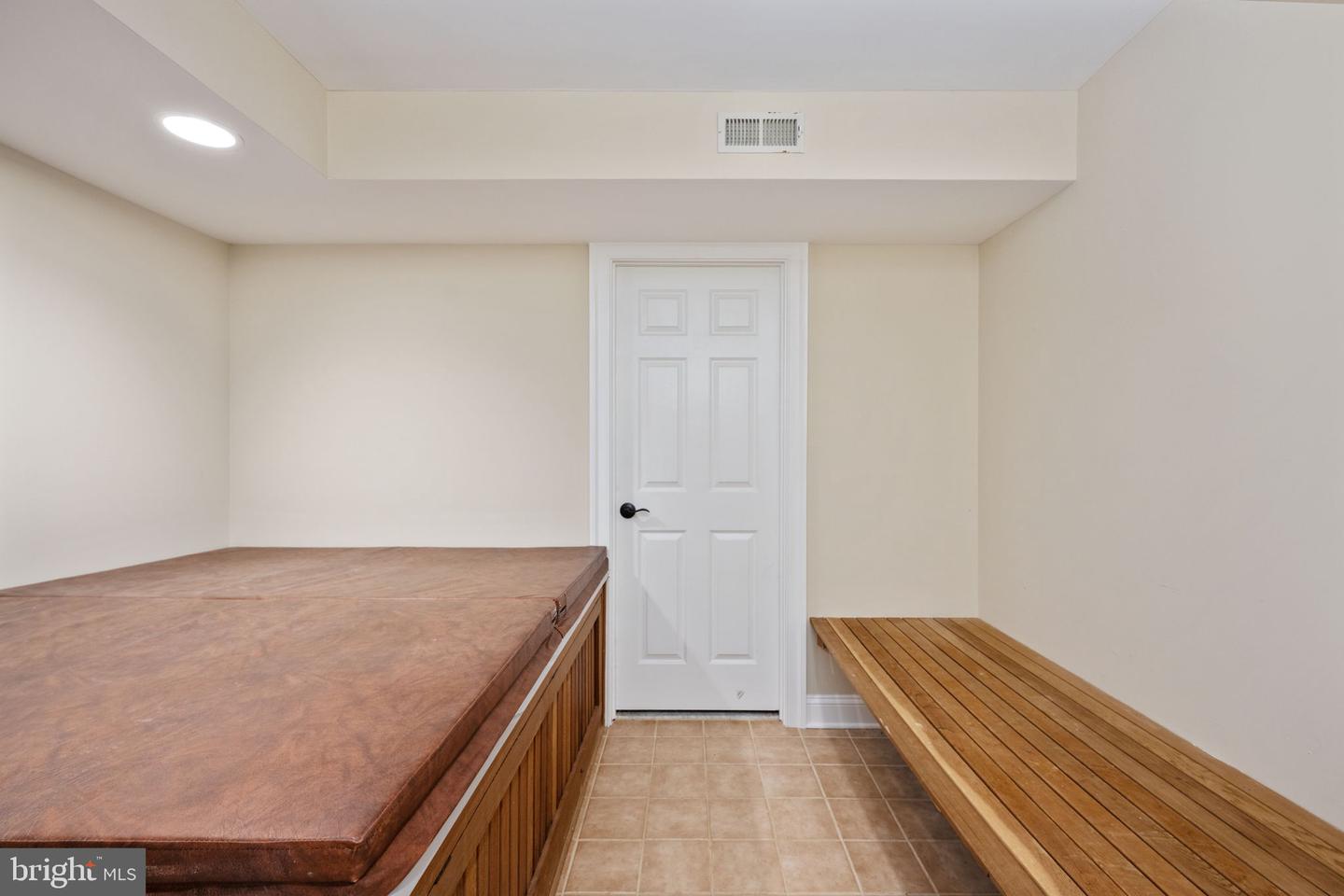 8504 MATTHEW MAURY CT, SPOTSYLVANIA, Virginia 22553, 6 Bedrooms Bedrooms, ,4 BathroomsBathrooms,Residential,For sale,8504 MATTHEW MAURY CT,VASP2034010 MLS # VASP2034010