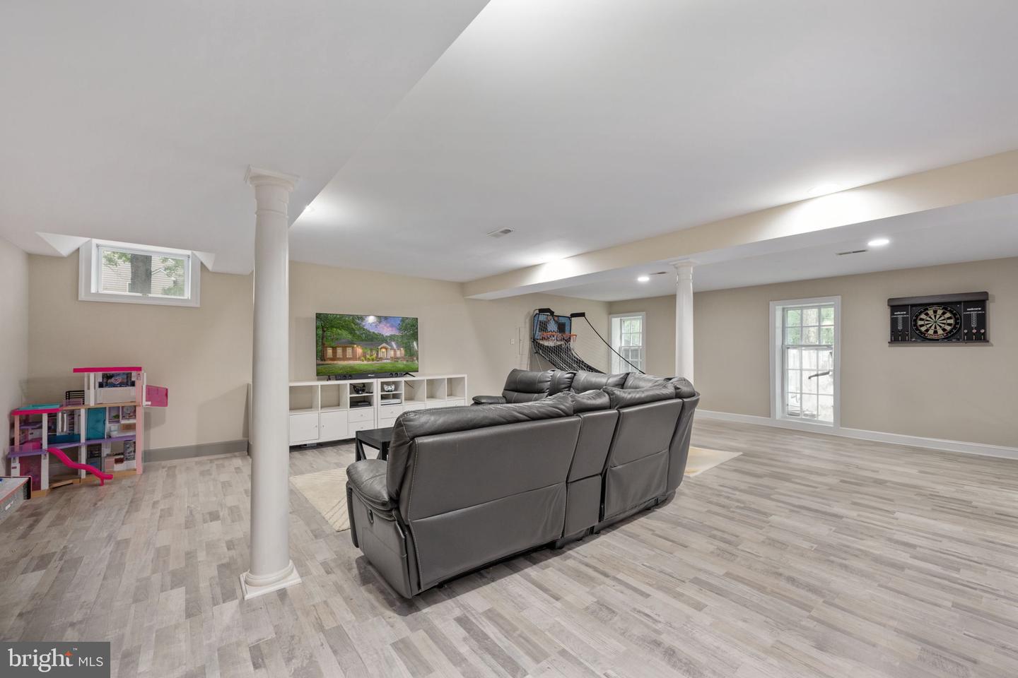 8504 MATTHEW MAURY CT, SPOTSYLVANIA, Virginia 22553, 6 Bedrooms Bedrooms, ,4 BathroomsBathrooms,Residential,For sale,8504 MATTHEW MAURY CT,VASP2034010 MLS # VASP2034010