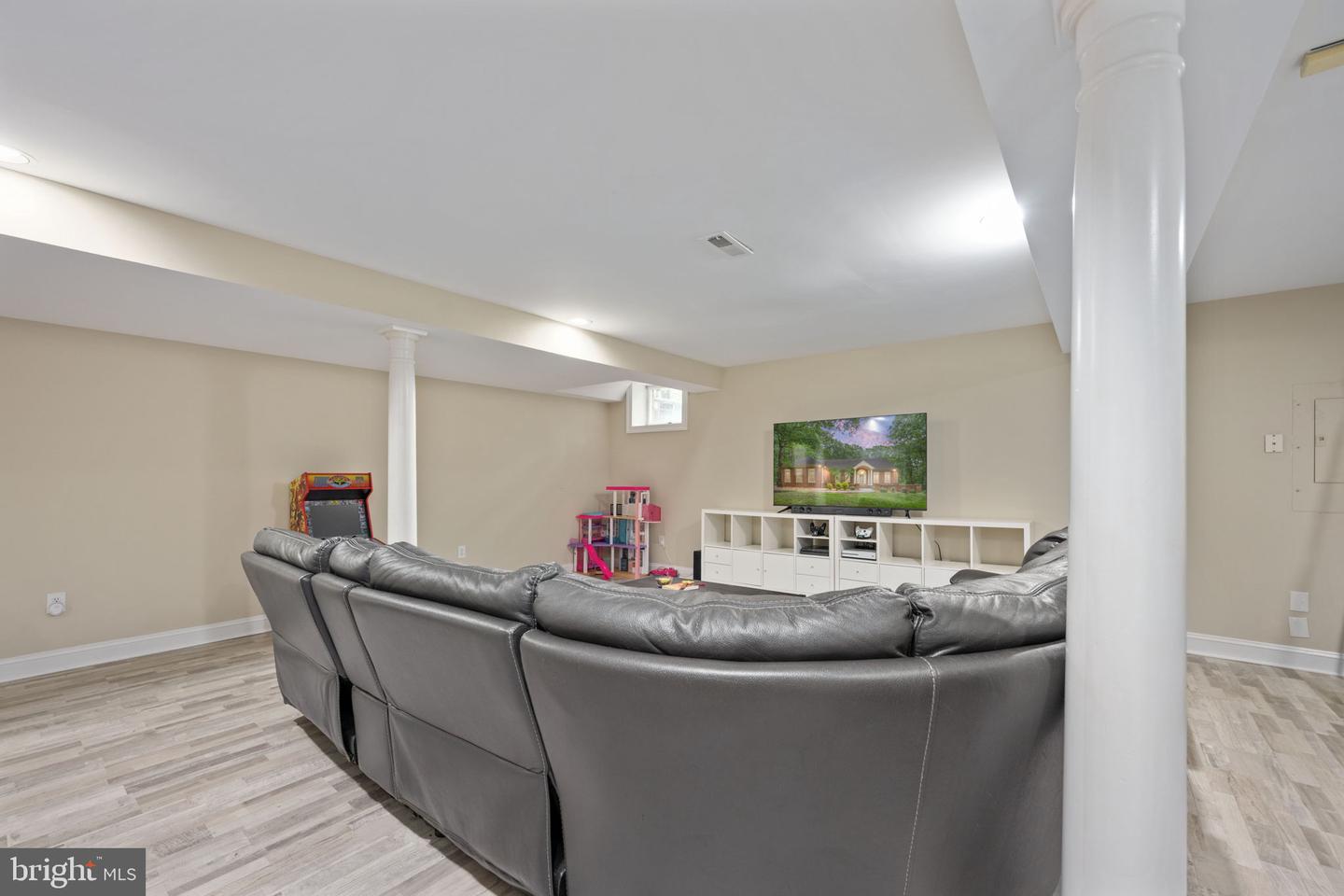 8504 MATTHEW MAURY CT, SPOTSYLVANIA, Virginia 22553, 6 Bedrooms Bedrooms, ,4 BathroomsBathrooms,Residential,For sale,8504 MATTHEW MAURY CT,VASP2034010 MLS # VASP2034010
