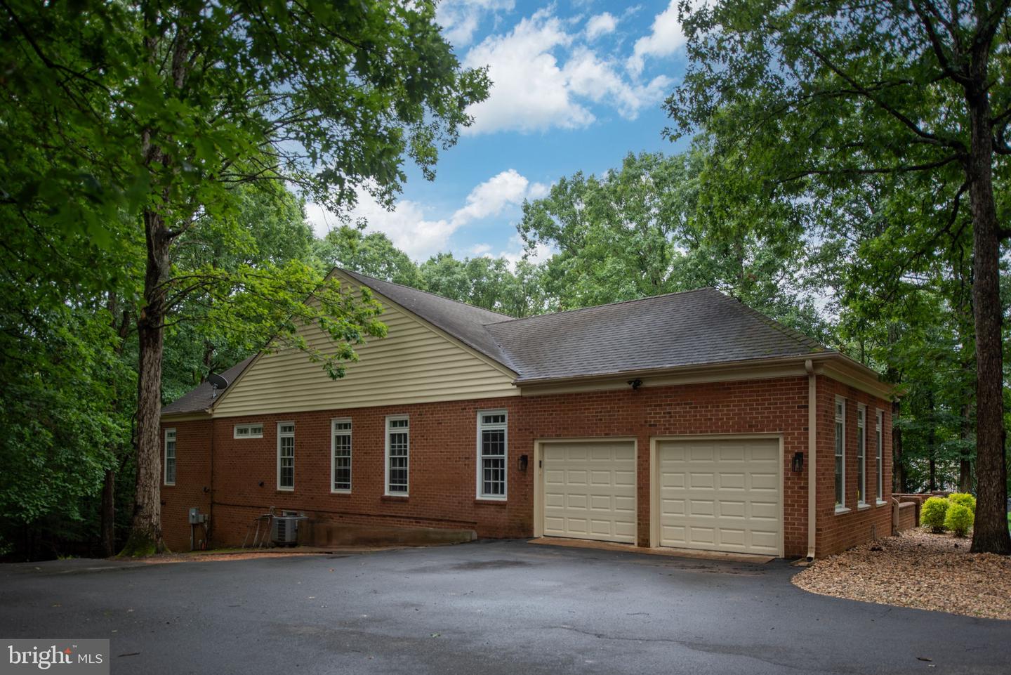8504 MATTHEW MAURY CT, SPOTSYLVANIA, Virginia 22553, 6 Bedrooms Bedrooms, ,4 BathroomsBathrooms,Residential,For sale,8504 MATTHEW MAURY CT,VASP2034010 MLS # VASP2034010