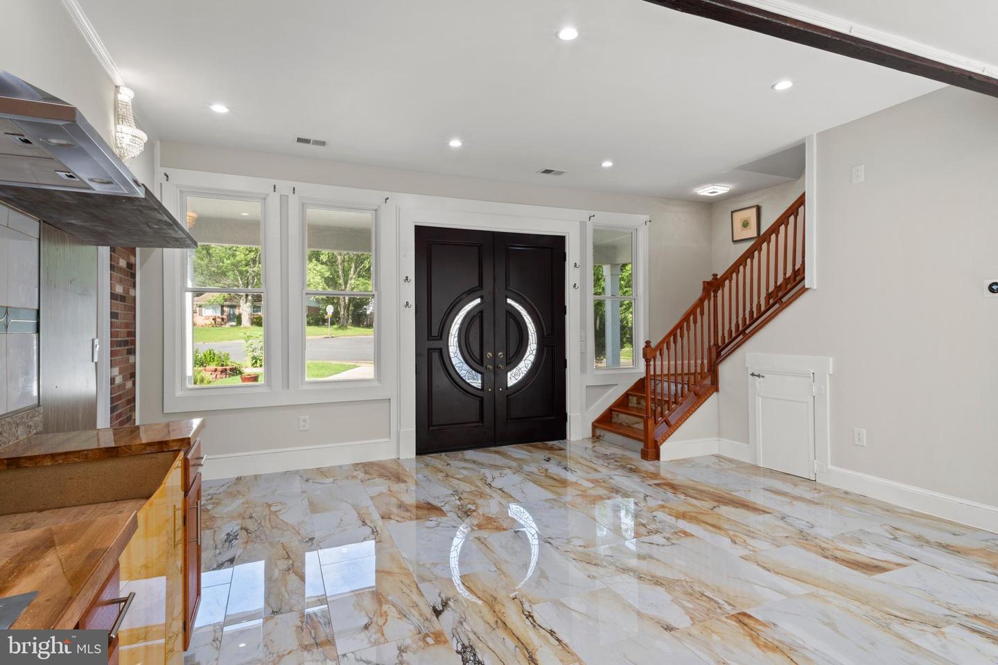 3709 FORESTDALE AVE, WOODBRIDGE, Virginia 22193, 6 Bedrooms Bedrooms, ,3 BathroomsBathrooms,Residential,For sale,3709 FORESTDALE AVE,VAPW2097376 MLS # VAPW2097376