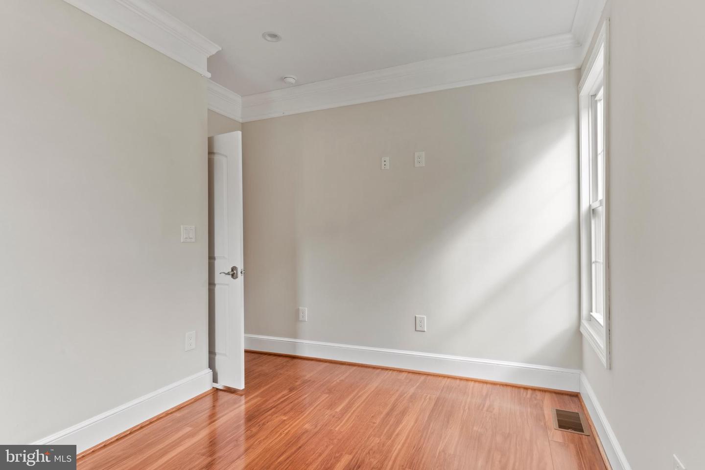 3709 FORESTDALE AVE, WOODBRIDGE, Virginia 22193, 6 Bedrooms Bedrooms, ,3 BathroomsBathrooms,Residential,For sale,3709 FORESTDALE AVE,VAPW2097376 MLS # VAPW2097376