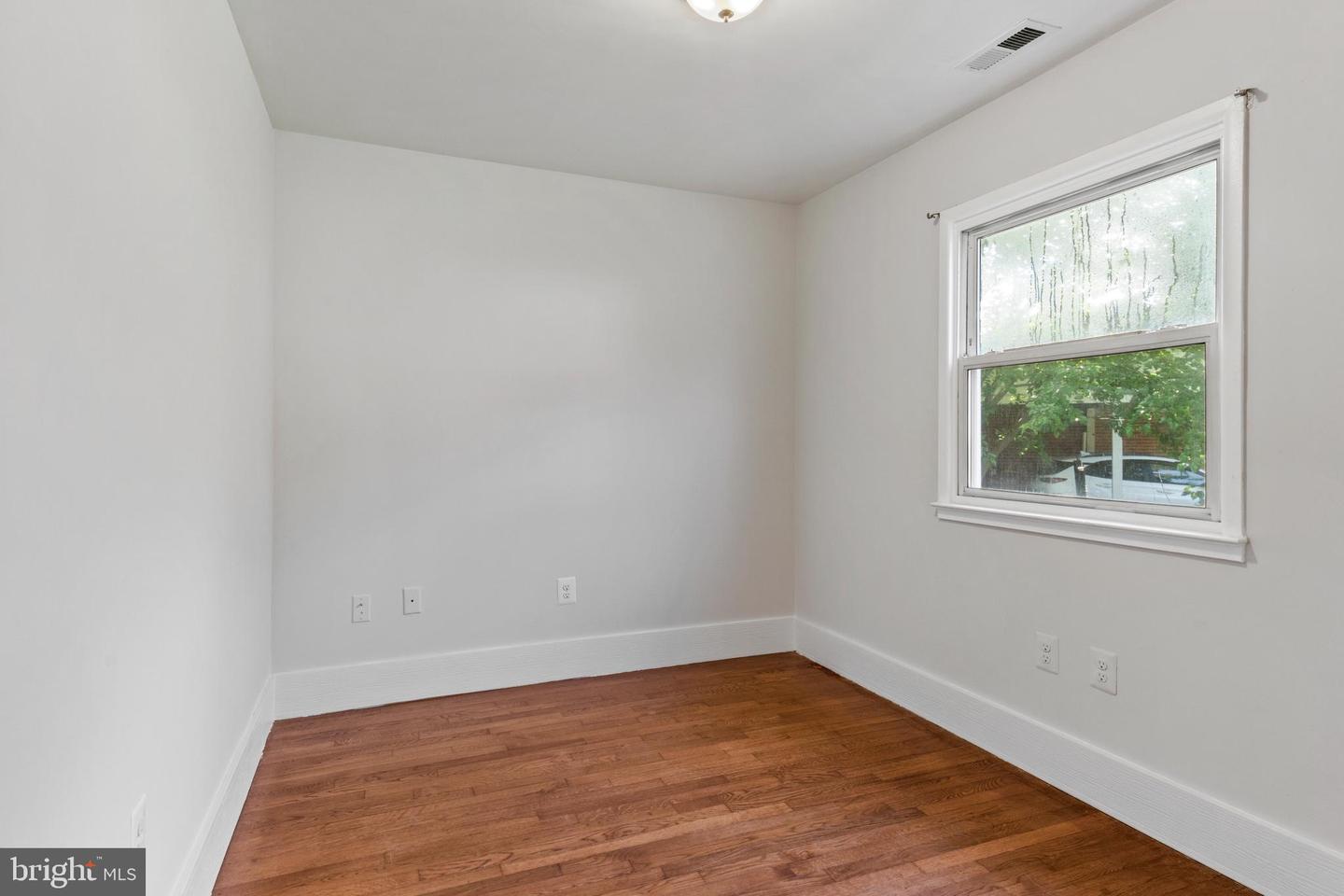 3709 FORESTDALE AVE, WOODBRIDGE, Virginia 22193, 6 Bedrooms Bedrooms, ,3 BathroomsBathrooms,Residential,For sale,3709 FORESTDALE AVE,VAPW2097376 MLS # VAPW2097376