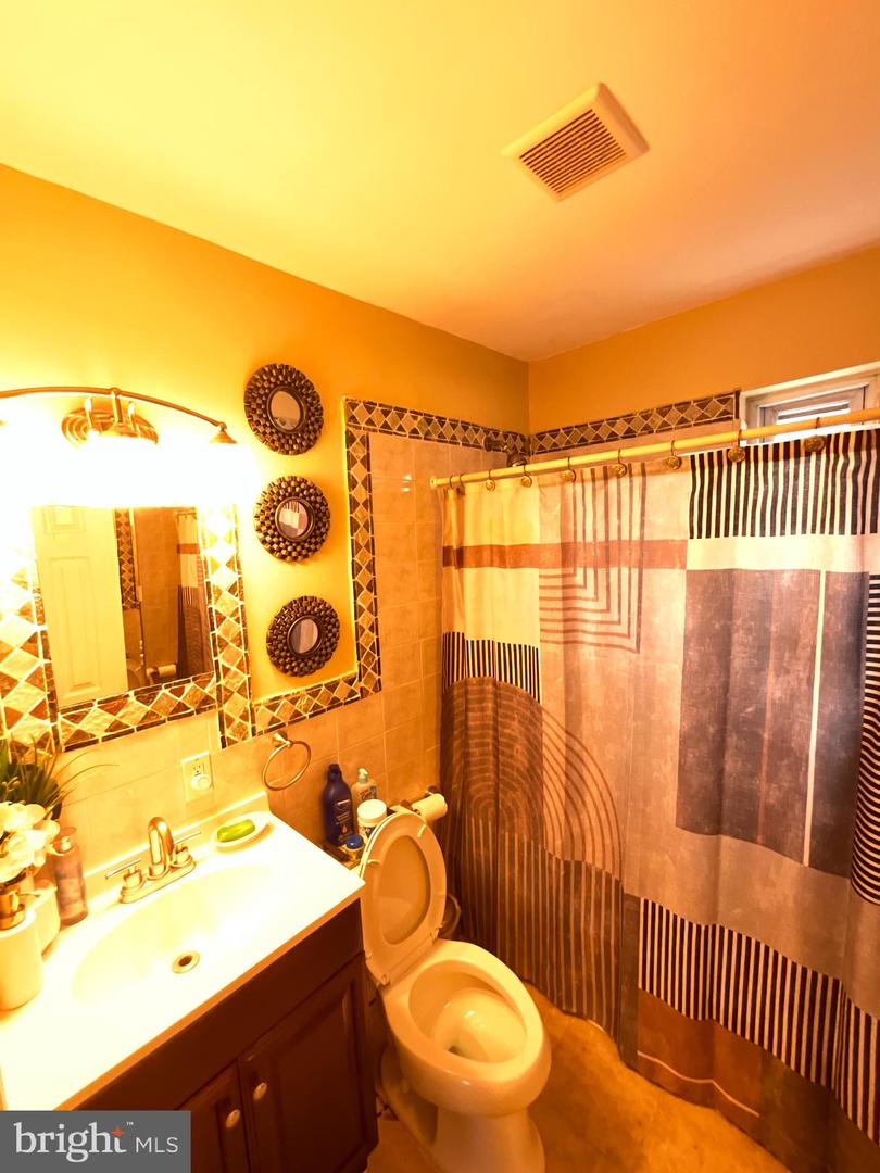 5038 JAY ST NE, WASHINGTON, District Of Columbia 20019, 2 Bedrooms Bedrooms, ,1 BathroomBathrooms,Residential,For sale,5038 JAY ST NE,DCDC2206426 MLS # DCDC2206426