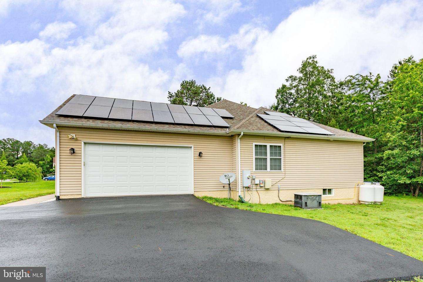 4049 CHATHAM DR, KING GEORGE, Virginia 22485, 3 Bedrooms Bedrooms, ,2 BathroomsBathrooms,Residential,For sale,4049 CHATHAM DR,VAKG2006614 MLS # VAKG2006614