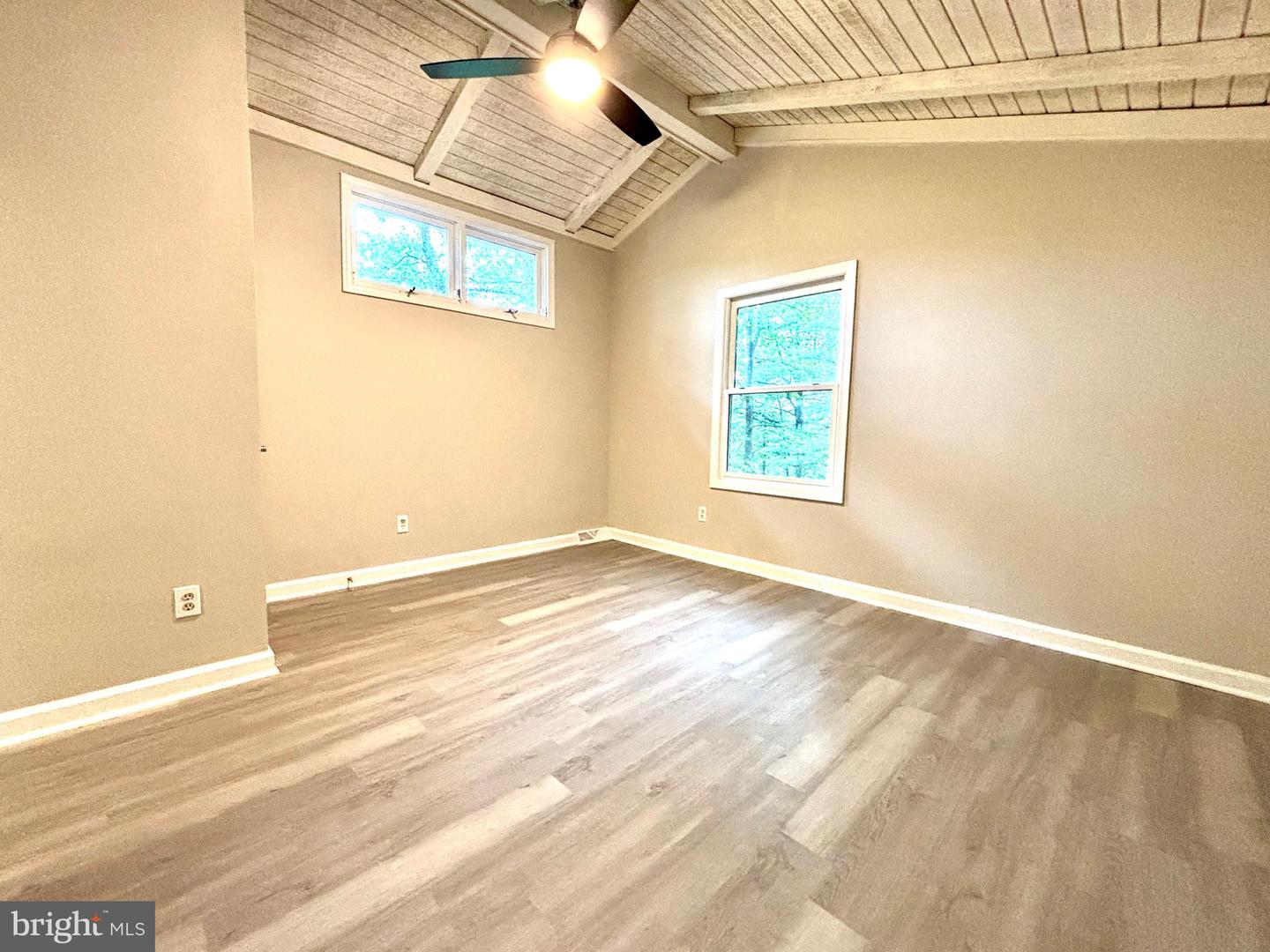 1078 LAKEVIEW DR, CROSS JUNCTION, Virginia 22625, 4 Bedrooms Bedrooms, ,2 BathroomsBathrooms,Residential,For sale,1078 LAKEVIEW DR,VAFV2034996 MLS # VAFV2034996