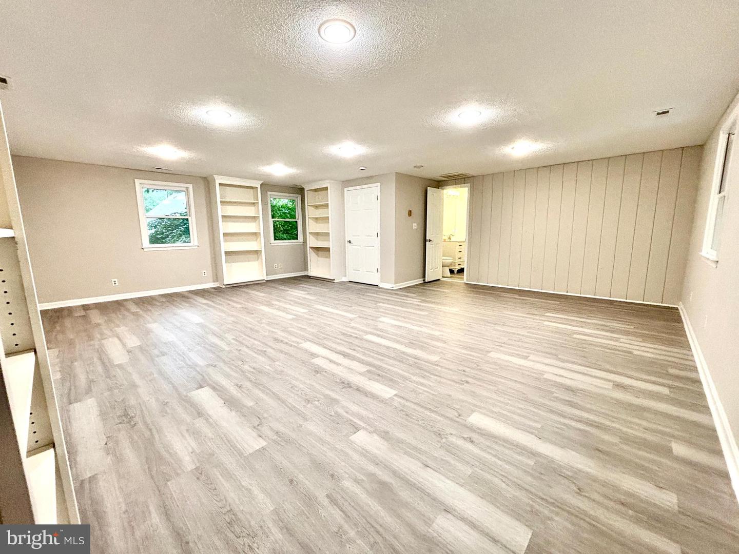 1078 LAKEVIEW DR, CROSS JUNCTION, Virginia 22625, 4 Bedrooms Bedrooms, ,2 BathroomsBathrooms,Residential,For sale,1078 LAKEVIEW DR,VAFV2034996 MLS # VAFV2034996