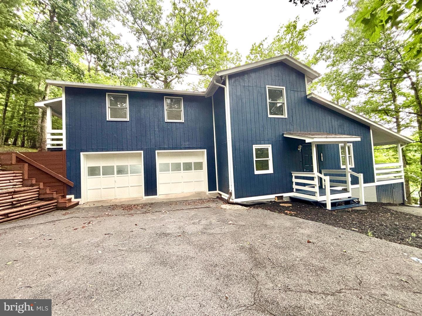 1078 LAKEVIEW DR, CROSS JUNCTION, Virginia 22625, 4 Bedrooms Bedrooms, ,2 BathroomsBathrooms,Residential,For sale,1078 LAKEVIEW DR,VAFV2034996 MLS # VAFV2034996