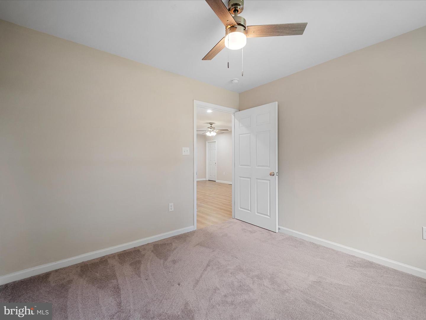 564 GREAT OAK CT, WOODSTOCK, Virginia 22664, 3 Bedrooms Bedrooms, ,2 BathroomsBathrooms,Residential,For sale,564 GREAT OAK CT,VASH2011752 MLS # VASH2011752