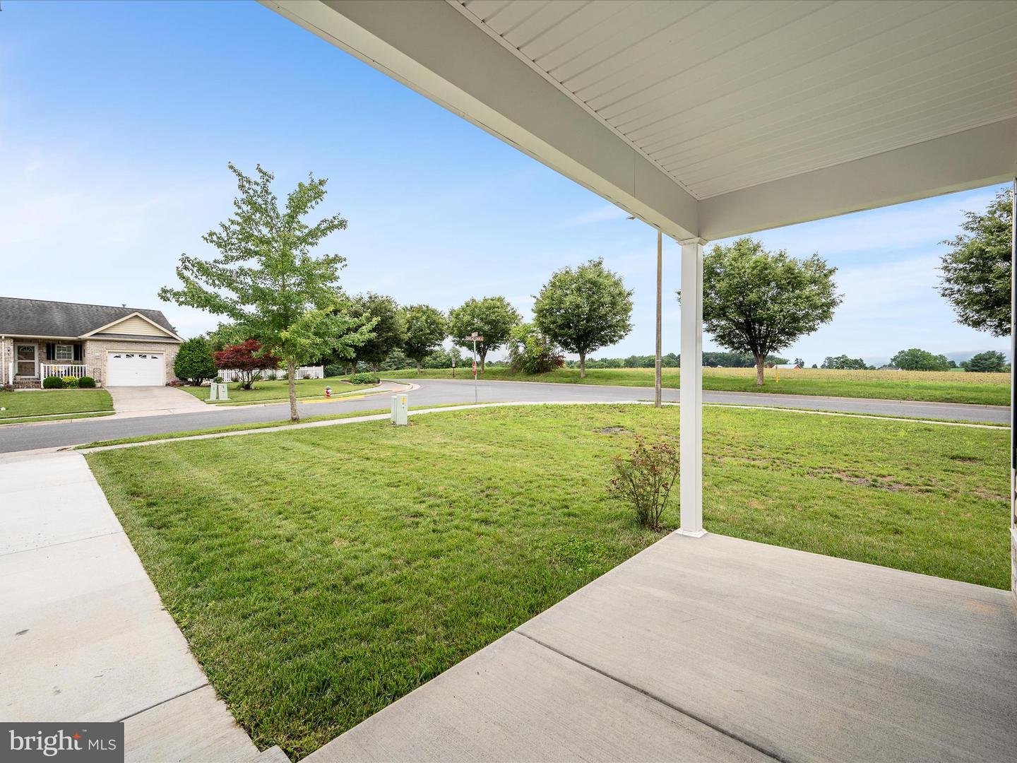 564 GREAT OAK CT, WOODSTOCK, Virginia 22664, 3 Bedrooms Bedrooms, ,2 BathroomsBathrooms,Residential,For sale,564 GREAT OAK CT,VASH2011752 MLS # VASH2011752