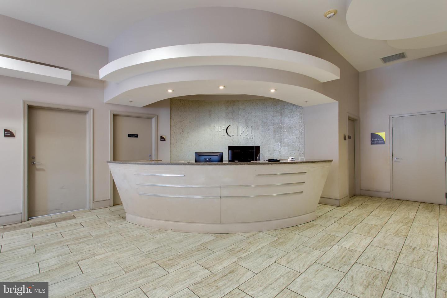 3650 S GLEBE RD #239, ARLINGTON, Virginia 22202, 2 Bedrooms Bedrooms, ,2 BathroomsBathrooms,Residential,For sale,3650 S GLEBE RD #239,VAAR2059548 MLS # VAAR2059548