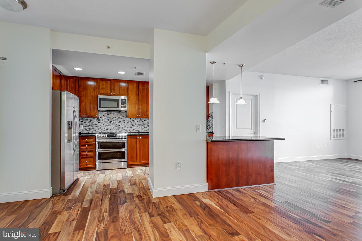 3650 S GLEBE RD #239, ARLINGTON, Virginia 22202, 2 Bedrooms Bedrooms, ,2 BathroomsBathrooms,Residential,For sale,3650 S GLEBE RD #239,VAAR2059548 MLS # VAAR2059548