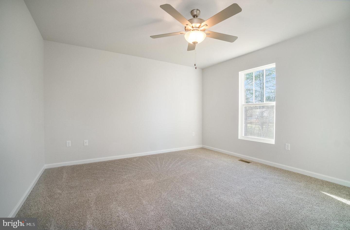 101 HOTCHKISS ST, FREDERICKSBURG, Virginia 22408, 4 Bedrooms Bedrooms, ,3 BathroomsBathrooms,Residential,For sale,101 HOTCHKISS ST,VASP2034092 MLS # VASP2034092