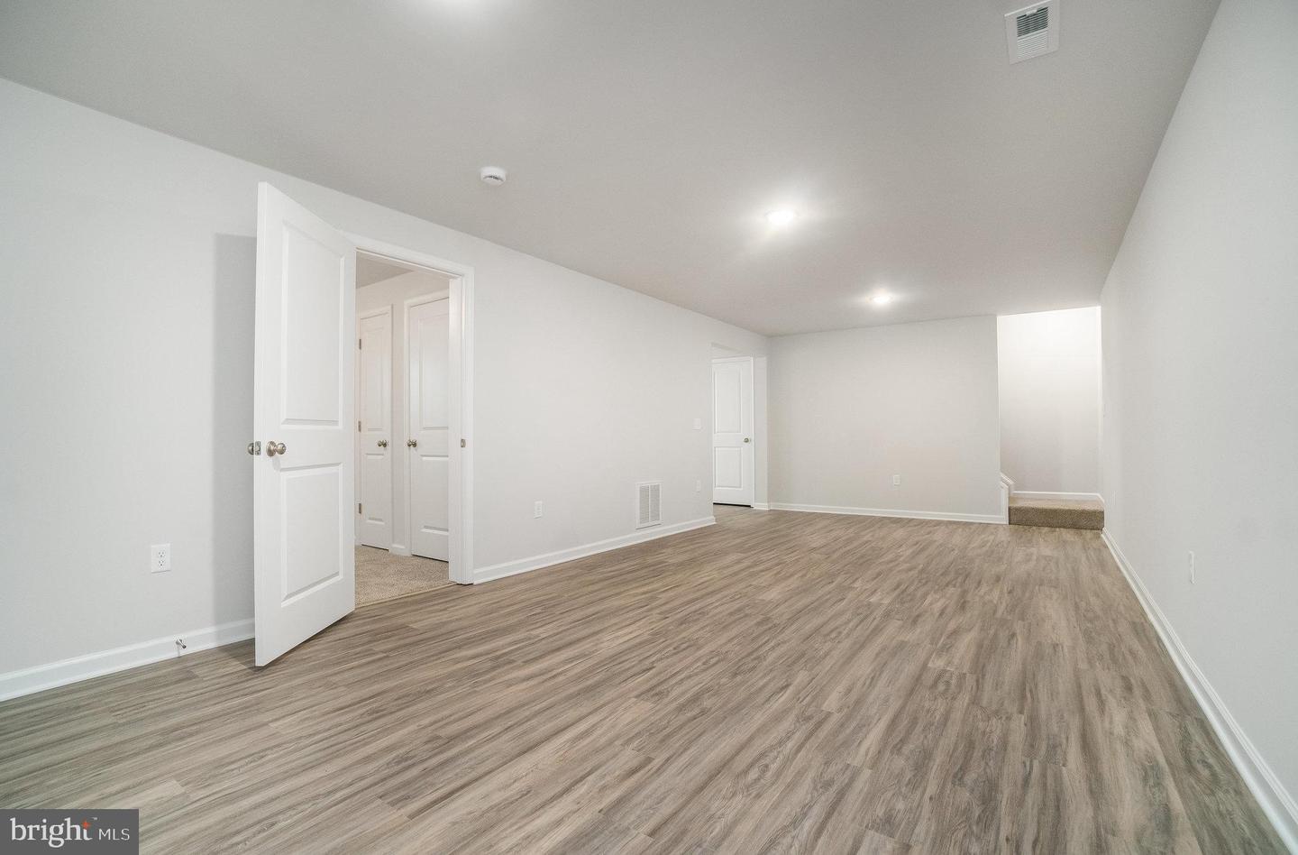 101 HOTCHKISS ST, FREDERICKSBURG, Virginia 22408, 4 Bedrooms Bedrooms, ,3 BathroomsBathrooms,Residential,For sale,101 HOTCHKISS ST,VASP2034092 MLS # VASP2034092