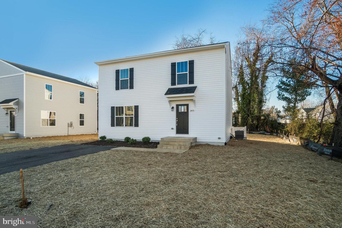 101 HOTCHKISS ST, FREDERICKSBURG, Virginia 22408, 4 Bedrooms Bedrooms, ,3 BathroomsBathrooms,Residential,For sale,101 HOTCHKISS ST,VASP2034092 MLS # VASP2034092