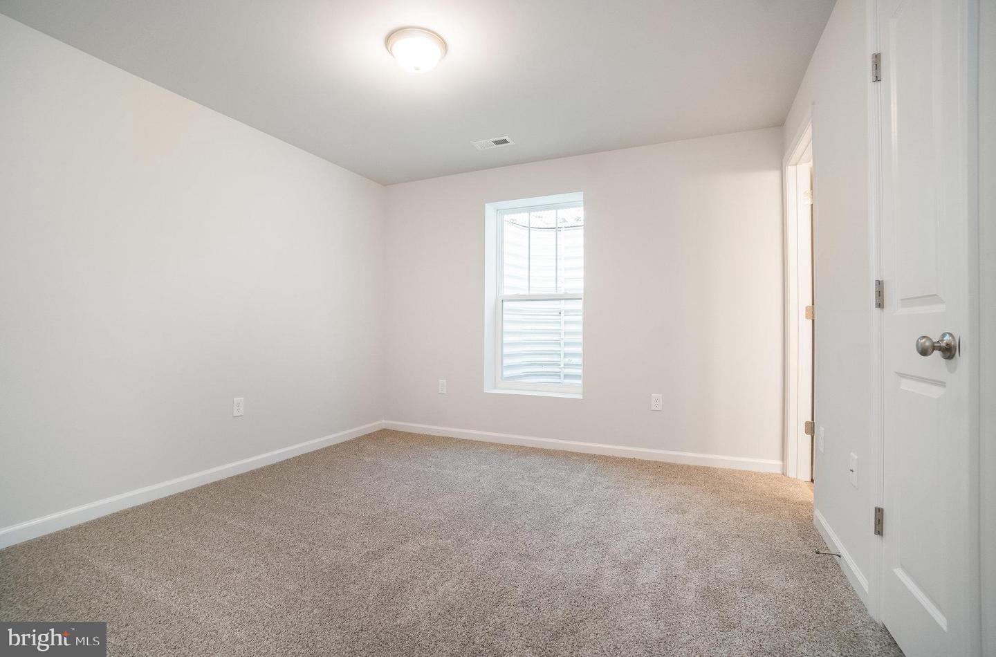 101 HOTCHKISS ST, FREDERICKSBURG, Virginia 22408, 4 Bedrooms Bedrooms, ,3 BathroomsBathrooms,Residential,For sale,101 HOTCHKISS ST,VASP2034092 MLS # VASP2034092