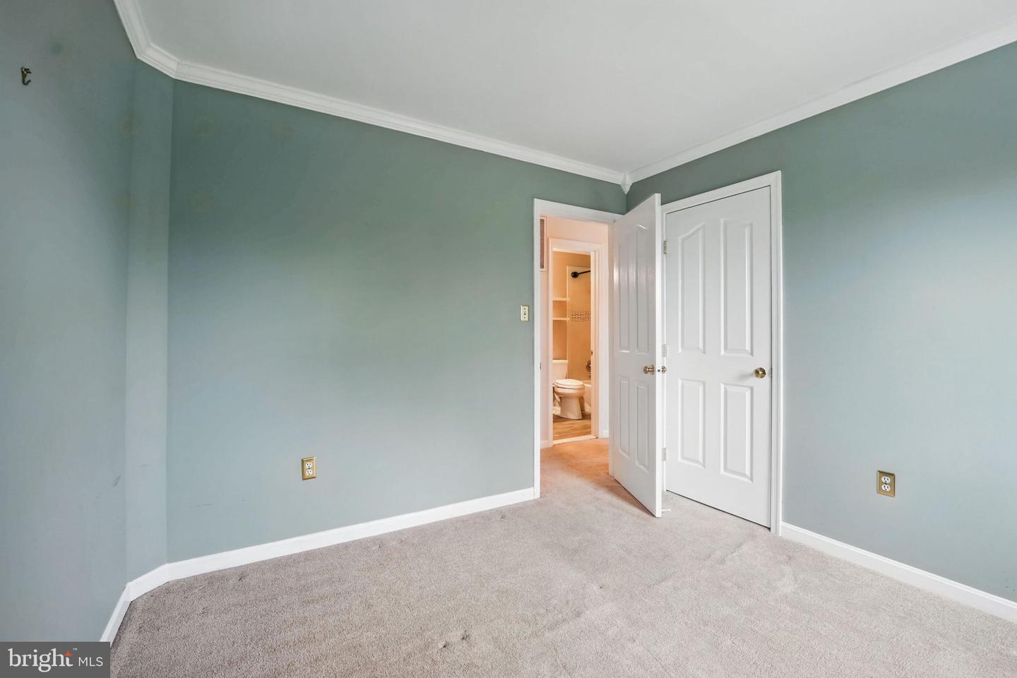 4009 GYPSUM HILL RD, HAYMARKET, Virginia 20169, 5 Bedrooms Bedrooms, ,2 BathroomsBathrooms,Residential,For sale,4009 GYPSUM HILL RD,VAPW2097560 MLS # VAPW2097560