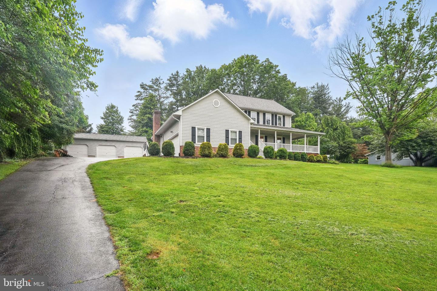 4009 GYPSUM HILL RD, HAYMARKET, Virginia 20169, 5 Bedrooms Bedrooms, ,2 BathroomsBathrooms,Residential,For sale,4009 GYPSUM HILL RD,VAPW2097560 MLS # VAPW2097560
