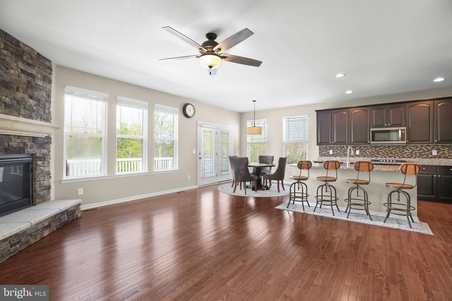 18 FARMVIEW DR, STAFFORD, Virginia 22554, 5 Bedrooms Bedrooms, ,4 BathroomsBathrooms,Residential,For sale,18 FARMVIEW DR,VAST2040048 MLS # VAST2040048