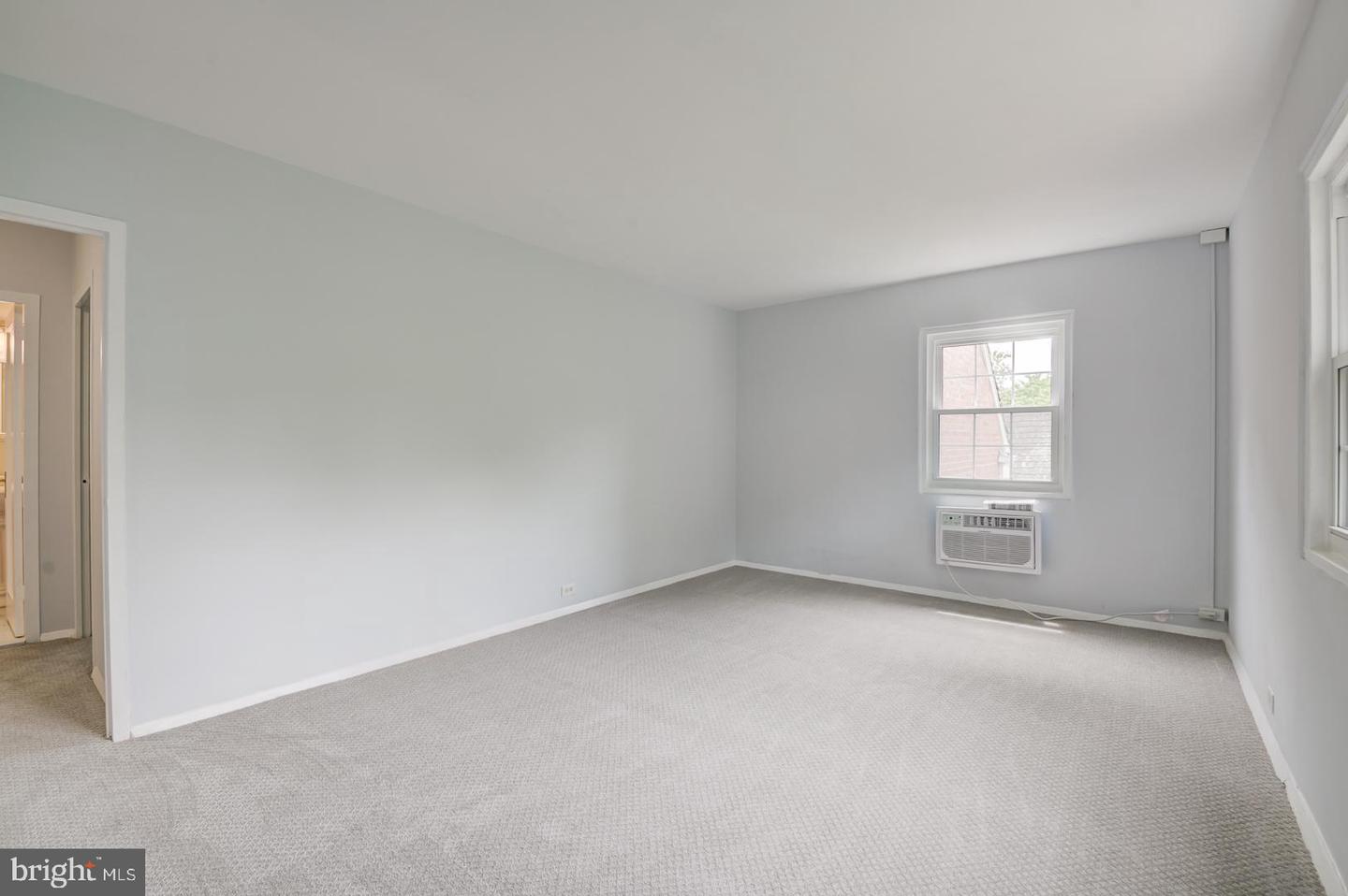 1628 MOUNT EAGLE PL, ALEXANDRIA, Virginia 22302, 3 Bedrooms Bedrooms, ,1 BathroomBathrooms,Residential,For sale,1628 MOUNT EAGLE PL,VAAX2046776 MLS # VAAX2046776