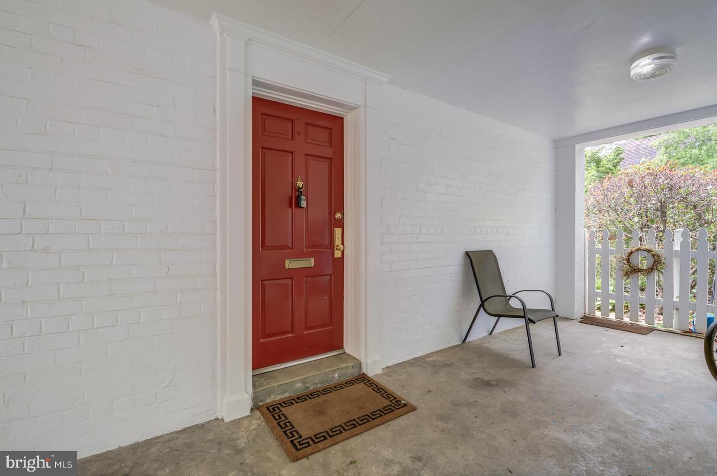 1628 MOUNT EAGLE PL, ALEXANDRIA, Virginia 22302, 3 Bedrooms Bedrooms, ,1 BathroomBathrooms,Residential,For sale,1628 MOUNT EAGLE PL,VAAX2046776 MLS # VAAX2046776