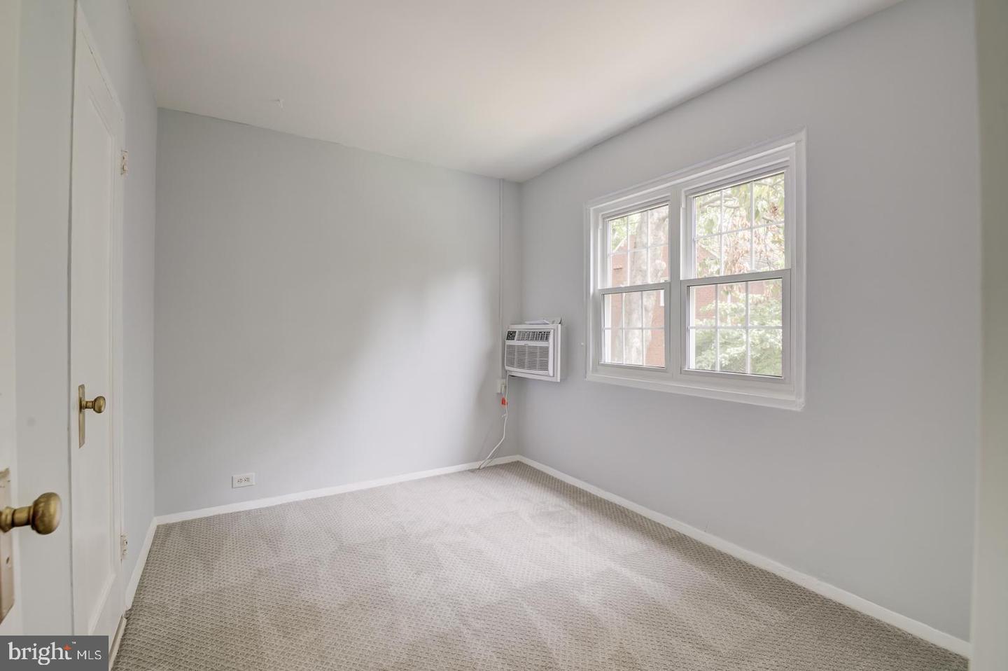 1628 MOUNT EAGLE PL, ALEXANDRIA, Virginia 22302, 3 Bedrooms Bedrooms, ,1 BathroomBathrooms,Residential,For sale,1628 MOUNT EAGLE PL,VAAX2046776 MLS # VAAX2046776