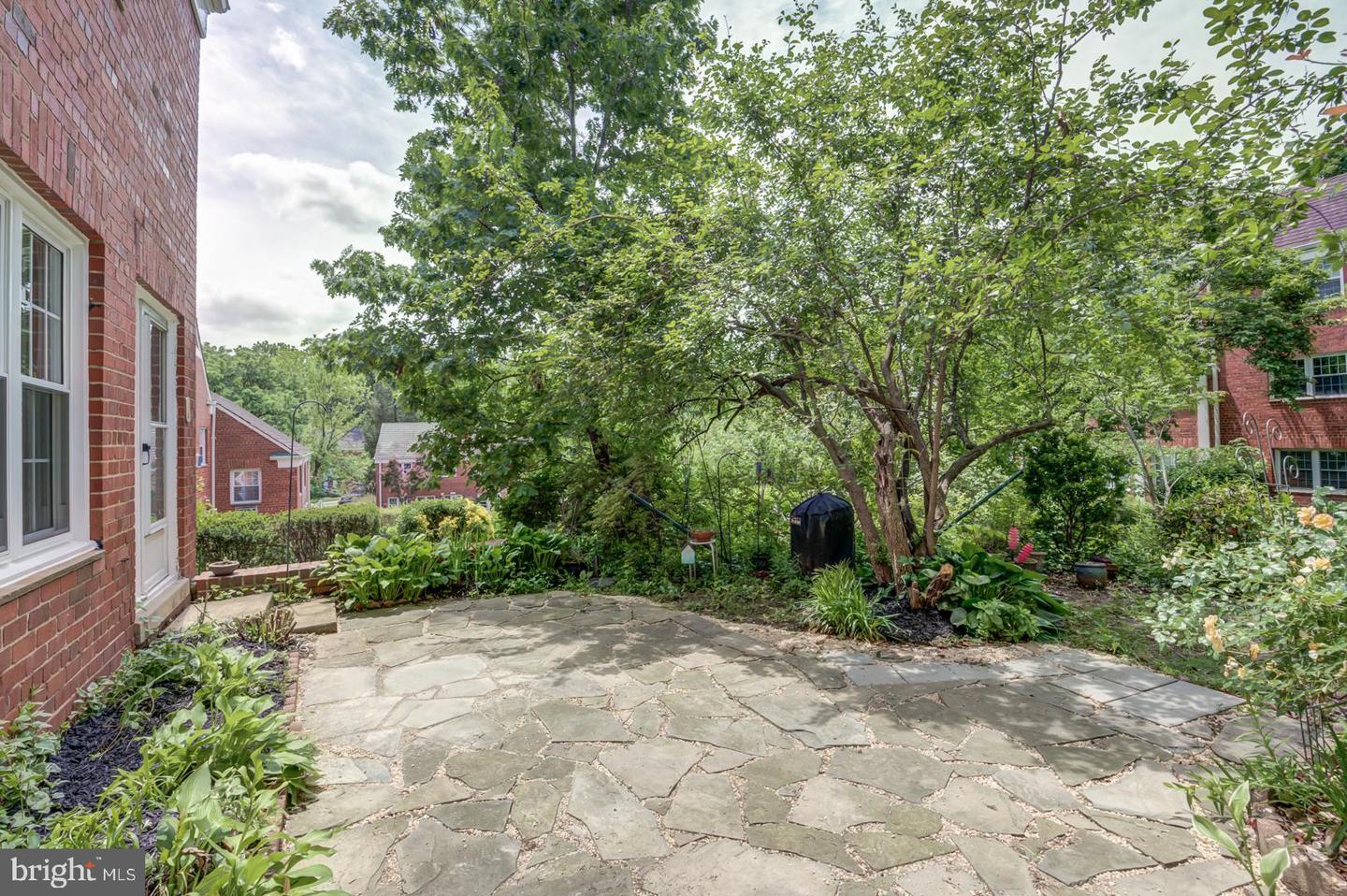 1628 MOUNT EAGLE PL, ALEXANDRIA, Virginia 22302, 3 Bedrooms Bedrooms, ,1 BathroomBathrooms,Residential,For sale,1628 MOUNT EAGLE PL,VAAX2046776 MLS # VAAX2046776