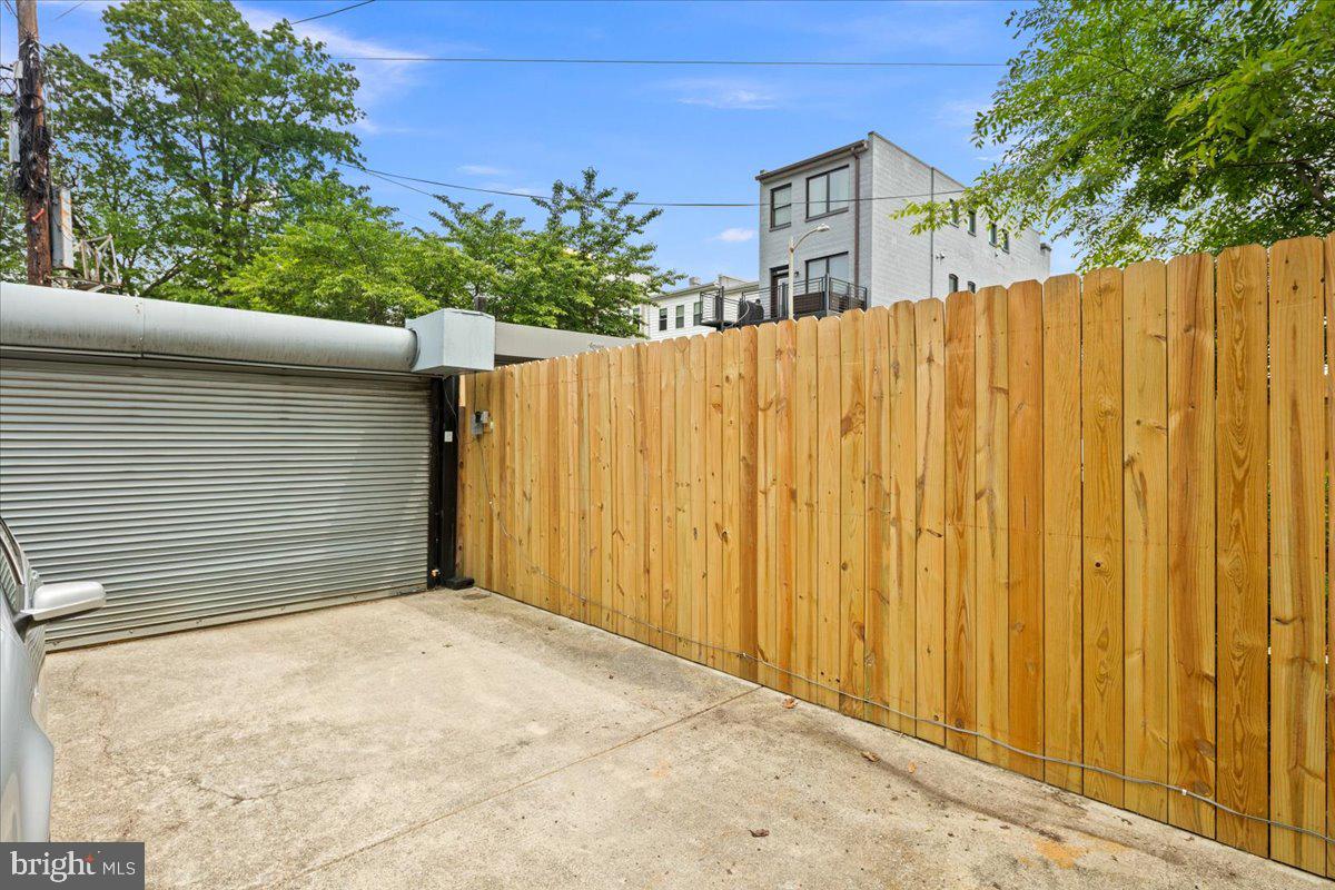 4215 8TH ST NW #1, WASHINGTON, District Of Columbia 20011, 2 Bedrooms Bedrooms, 2 Rooms Rooms,2 BathroomsBathrooms,Residential,For sale,4215 8TH ST NW #1,DCDC2206784 MLS # DCDC2206784