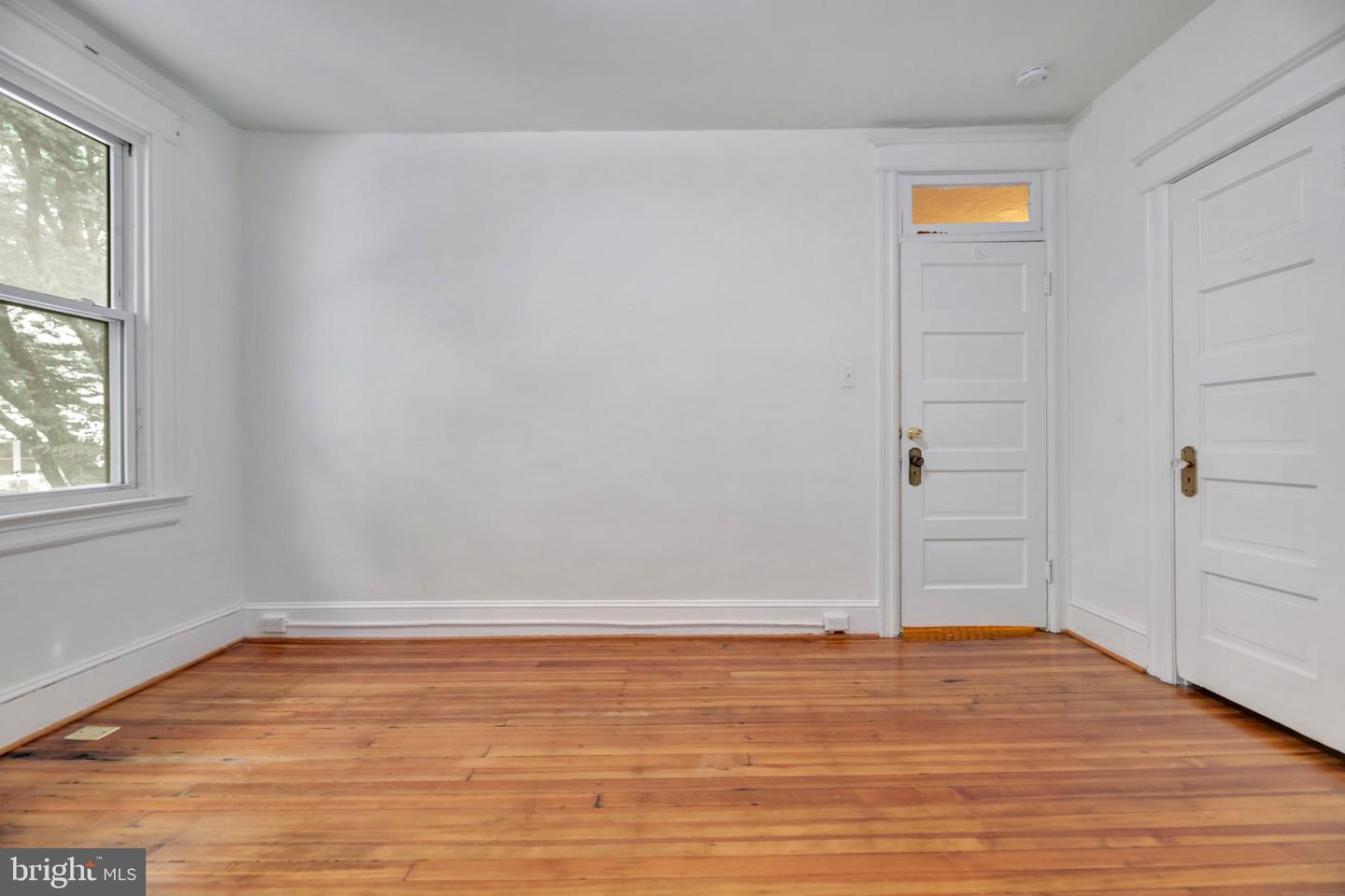 1403 ORREN ST NE, WASHINGTON, District Of Columbia 20002, 3 Bedrooms Bedrooms, ,2 BathroomsBathrooms,Residential,For sale,1403 ORREN ST NE,DCDC2206788 MLS # DCDC2206788