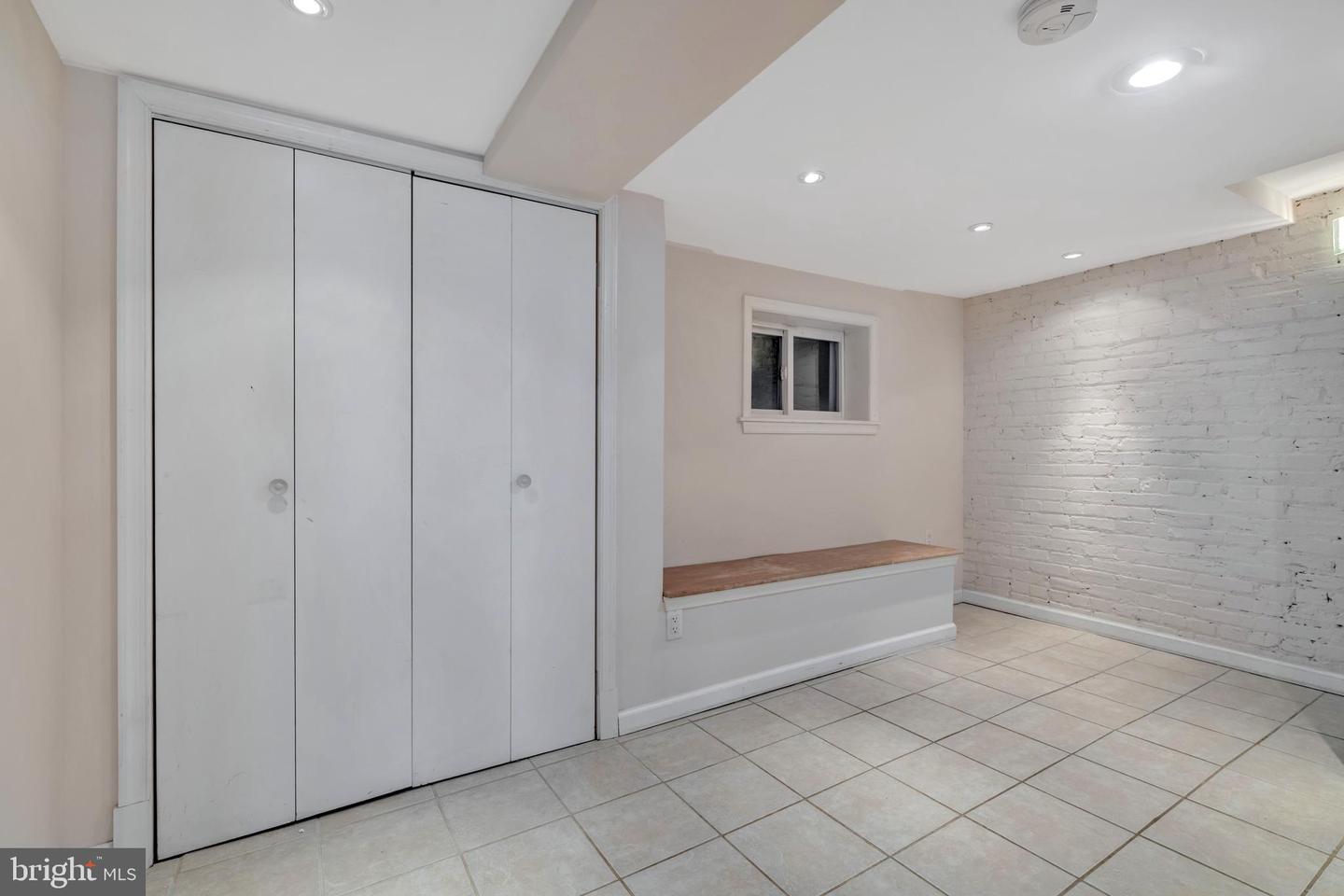 1403 ORREN ST NE, WASHINGTON, District Of Columbia 20002, 3 Bedrooms Bedrooms, ,2 BathroomsBathrooms,Residential,For sale,1403 ORREN ST NE,DCDC2206788 MLS # DCDC2206788