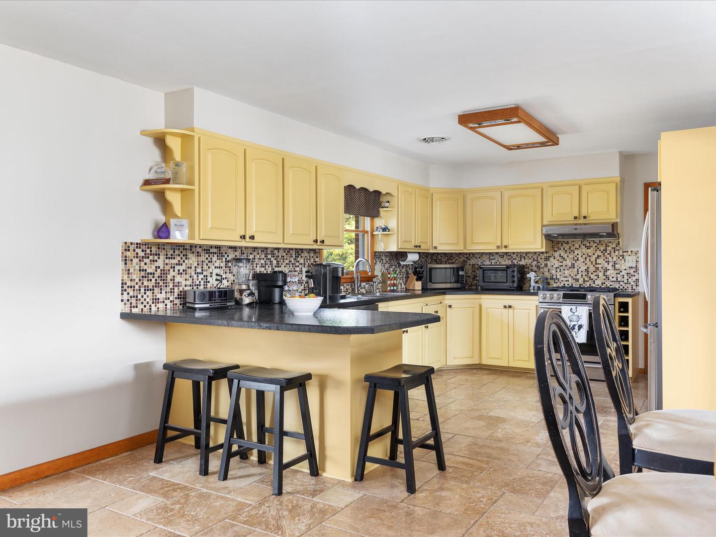 1572 SEVEN FOUNTAINS RD, FORT VALLEY, Virginia 22652, 3 Bedrooms Bedrooms, 5 Rooms Rooms,3 BathroomsBathrooms,Residential,For sale,1572 SEVEN FOUNTAINS RD,VASH2011760 MLS # VASH2011760