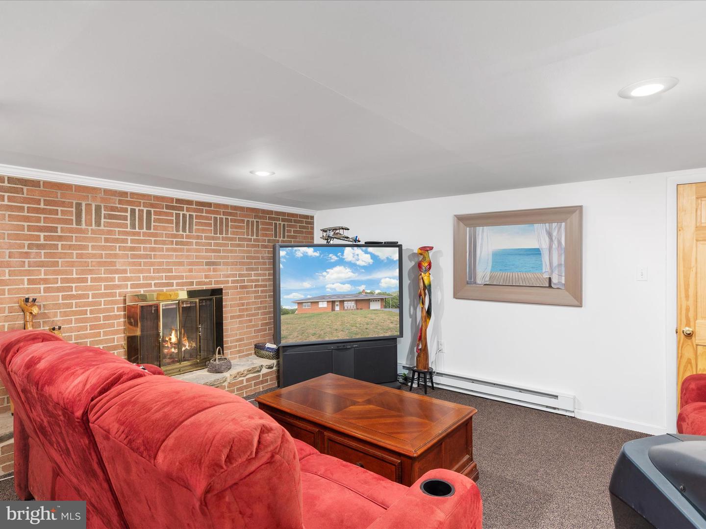 1572 SEVEN FOUNTAINS RD, FORT VALLEY, Virginia 22652, 3 Bedrooms Bedrooms, 5 Rooms Rooms,3 BathroomsBathrooms,Residential,For sale,1572 SEVEN FOUNTAINS RD,VASH2011760 MLS # VASH2011760