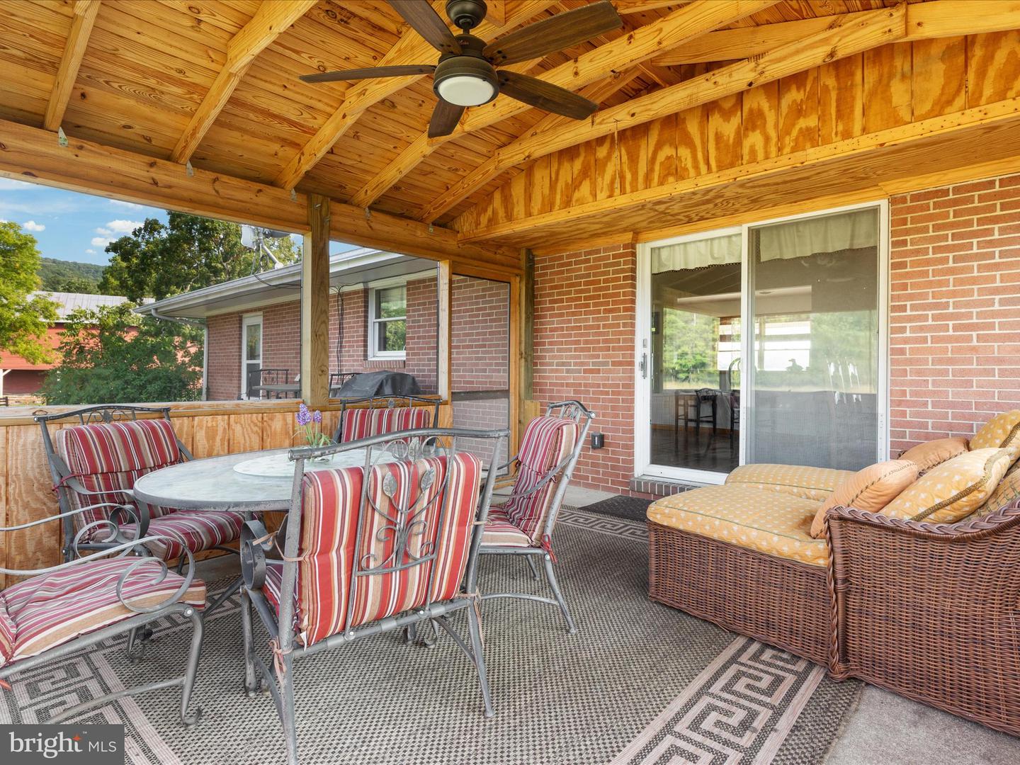 1572 SEVEN FOUNTAINS RD, FORT VALLEY, Virginia 22652, 3 Bedrooms Bedrooms, 5 Rooms Rooms,3 BathroomsBathrooms,Residential,For sale,1572 SEVEN FOUNTAINS RD,VASH2011760 MLS # VASH2011760