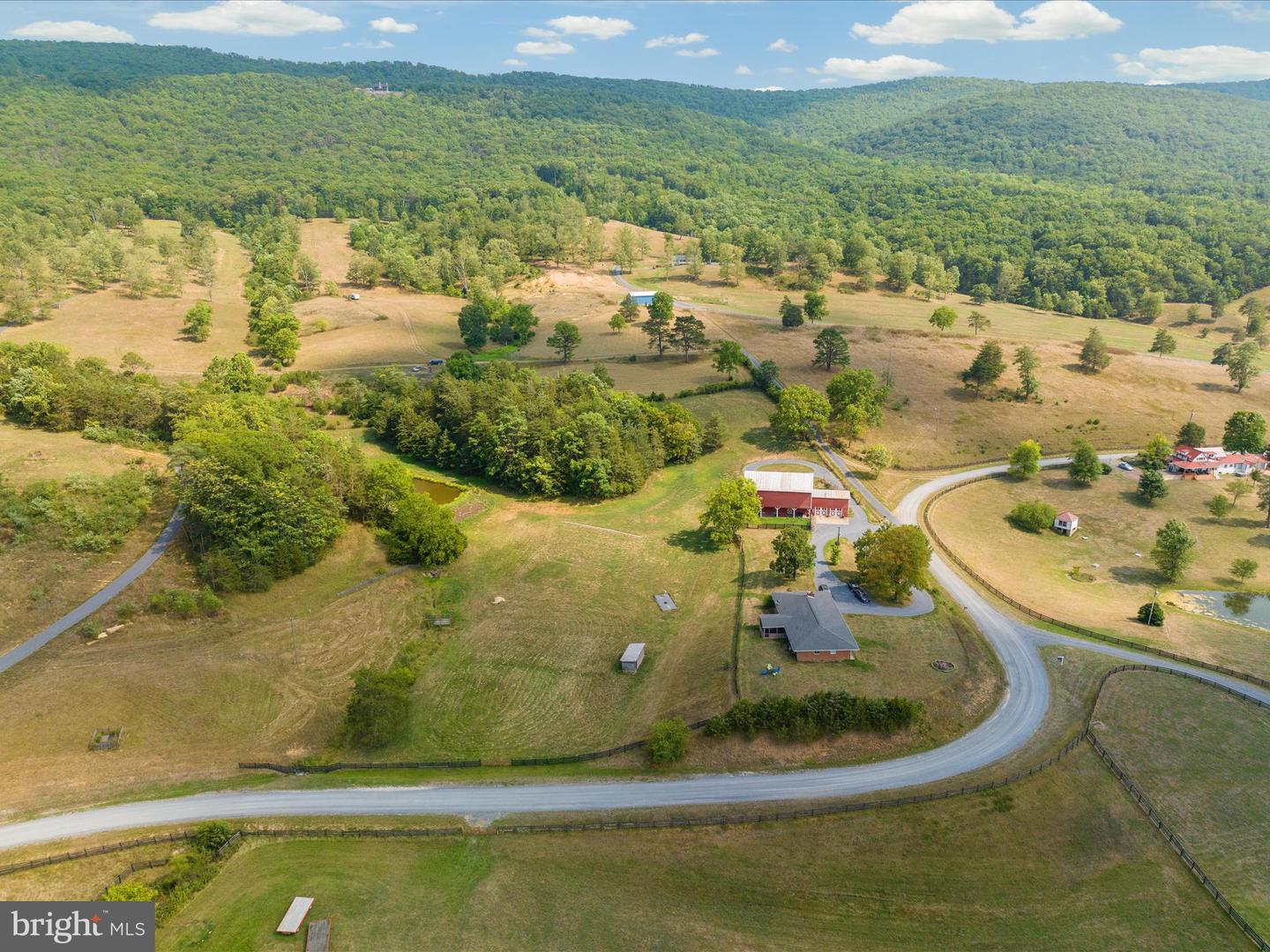 1572 SEVEN FOUNTAINS RD, FORT VALLEY, Virginia 22652, 3 Bedrooms Bedrooms, 5 Rooms Rooms,3 BathroomsBathrooms,Residential,For sale,1572 SEVEN FOUNTAINS RD,VASH2011760 MLS # VASH2011760