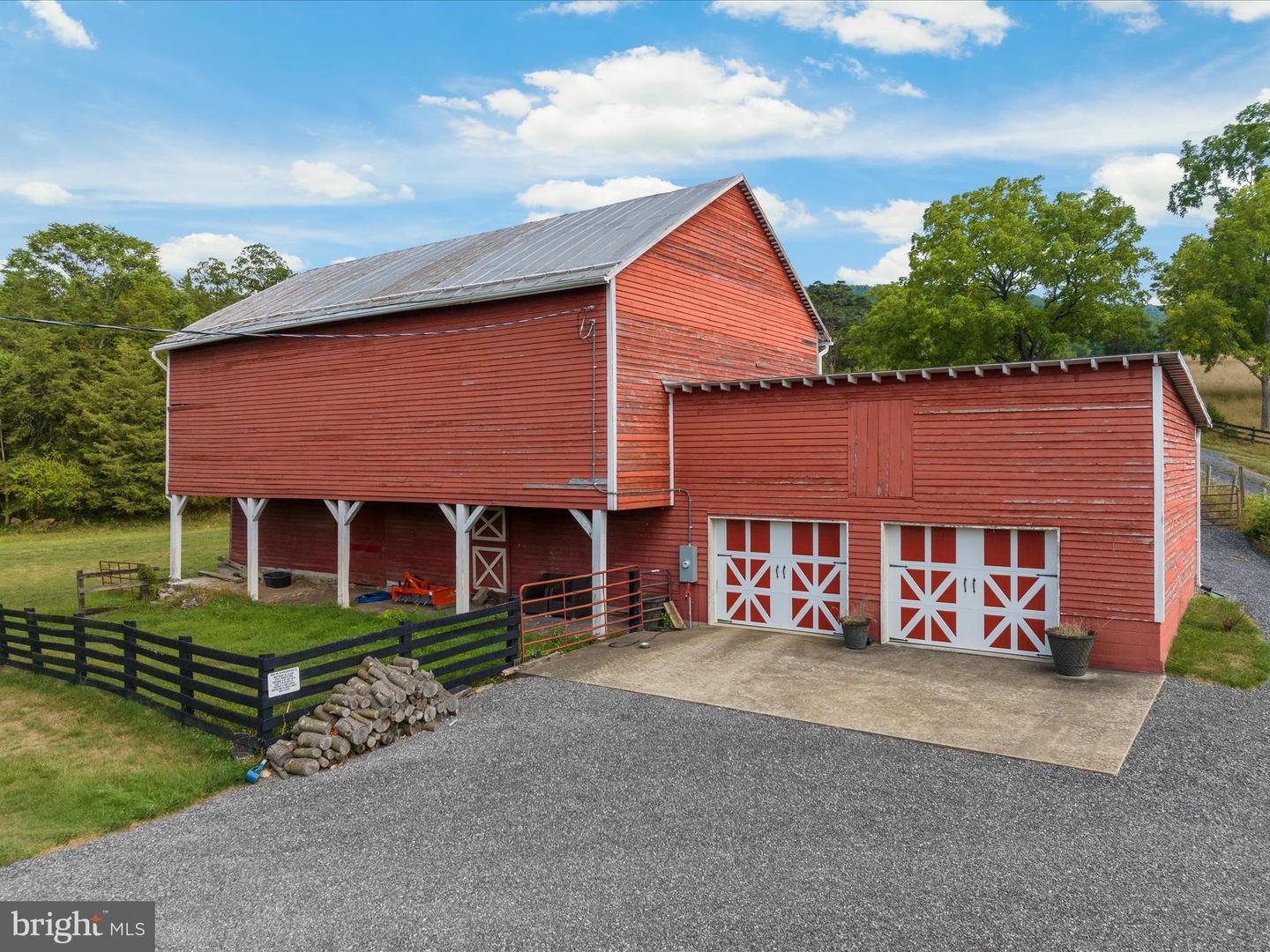 1572 SEVEN FOUNTAINS RD, FORT VALLEY, Virginia 22652, 3 Bedrooms Bedrooms, 5 Rooms Rooms,3 BathroomsBathrooms,Residential,For sale,1572 SEVEN FOUNTAINS RD,VASH2011760 MLS # VASH2011760