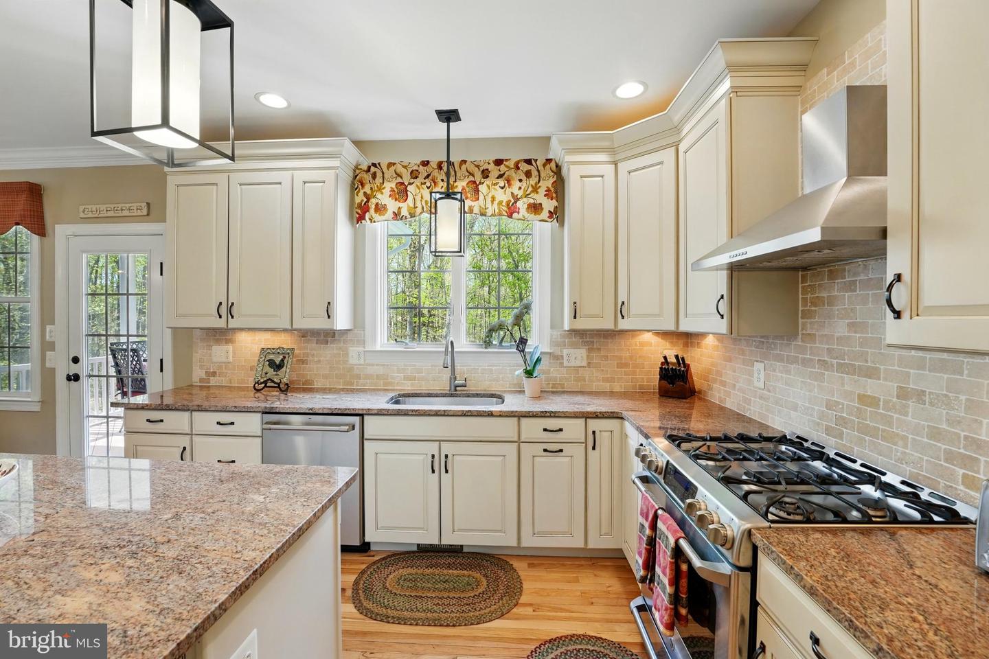 19254 MABEL CT, CULPEPER, Virginia 22701, 4 Bedrooms Bedrooms, ,4 BathroomsBathrooms,Residential,For sale,19254 MABEL CT,VACU2010856 MLS # VACU2010856