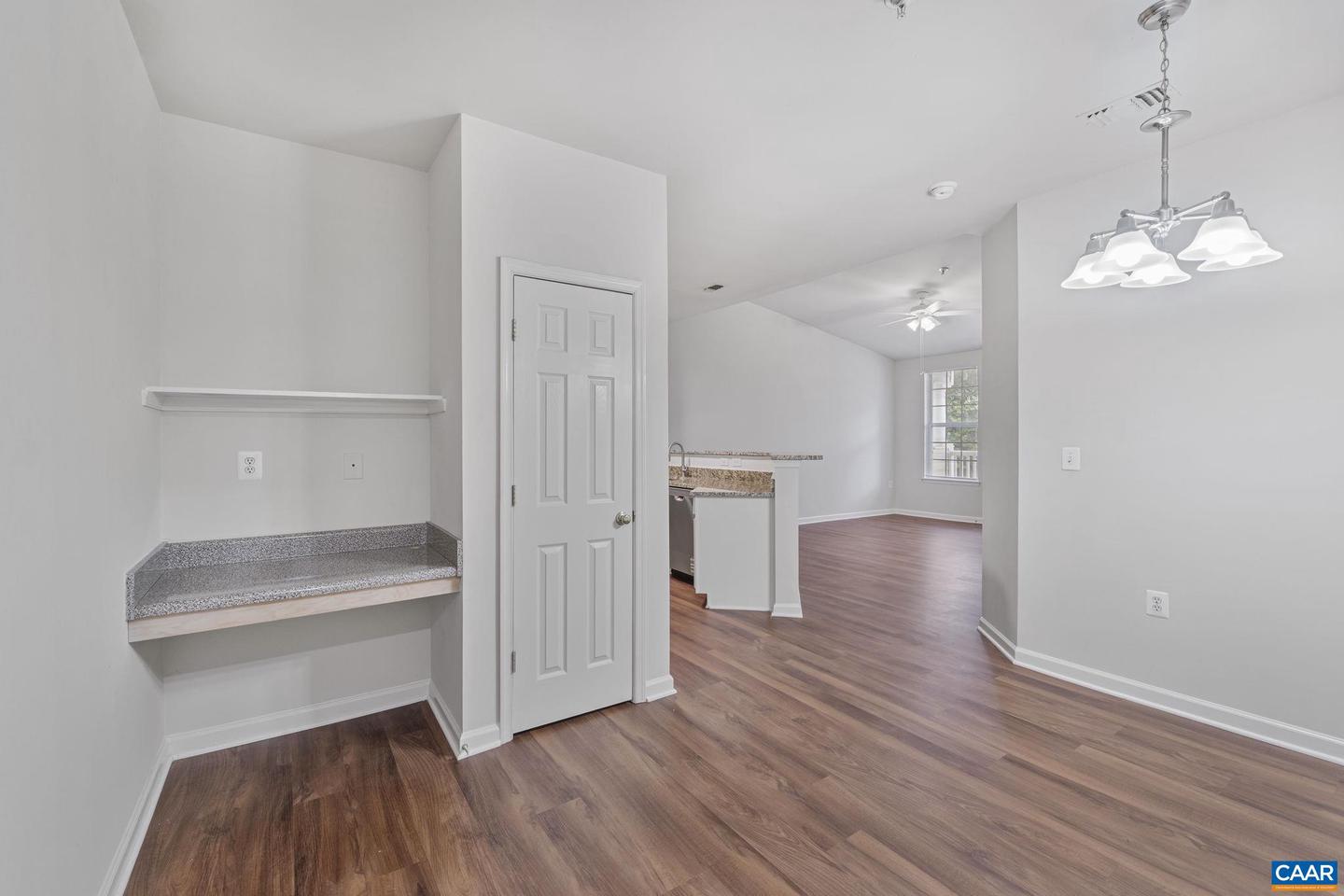 945 DORCHESTER PL #306, CHARLOTTESVILLE, Virginia 22911, 1 Bedroom Bedrooms, ,1 BathroomBathrooms,Residential,For sale,945 DORCHESTER PL #306,665944 MLS # 665944