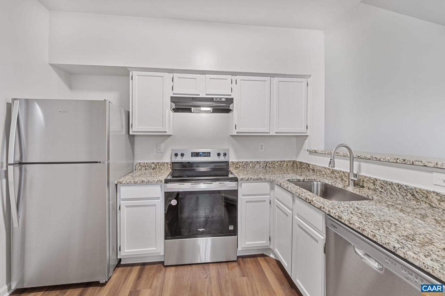 945 DORCHESTER PL #306, CHARLOTTESVILLE, Virginia 22911, 1 Bedroom Bedrooms, ,1 BathroomBathrooms,Residential,For sale,945 DORCHESTER PL #306,665944 MLS # 665944