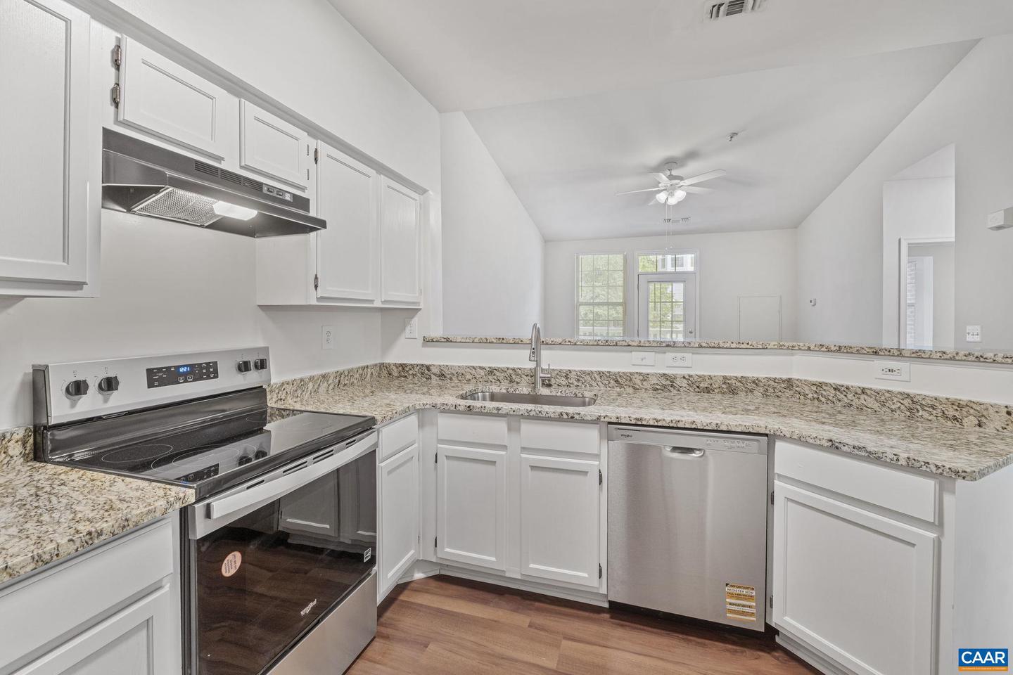 945 DORCHESTER PL #306, CHARLOTTESVILLE, Virginia 22911, 1 Bedroom Bedrooms, ,1 BathroomBathrooms,Residential,For sale,945 DORCHESTER PL #306,665944 MLS # 665944