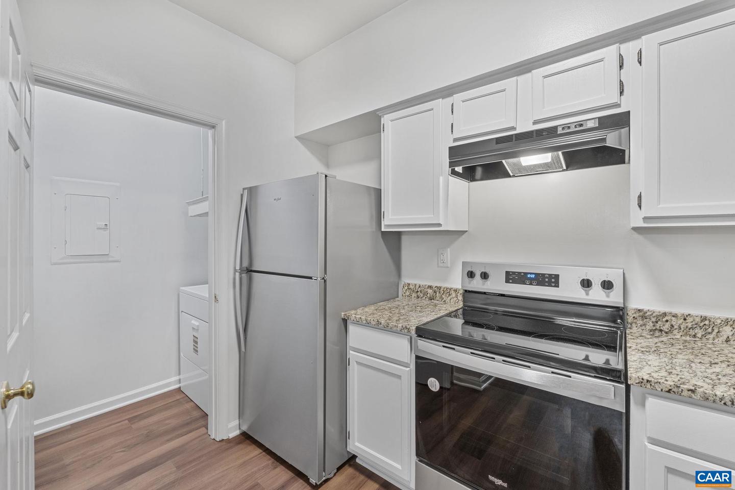 945 DORCHESTER PL #306, CHARLOTTESVILLE, Virginia 22911, 1 Bedroom Bedrooms, ,1 BathroomBathrooms,Residential,For sale,945 DORCHESTER PL #306,665944 MLS # 665944