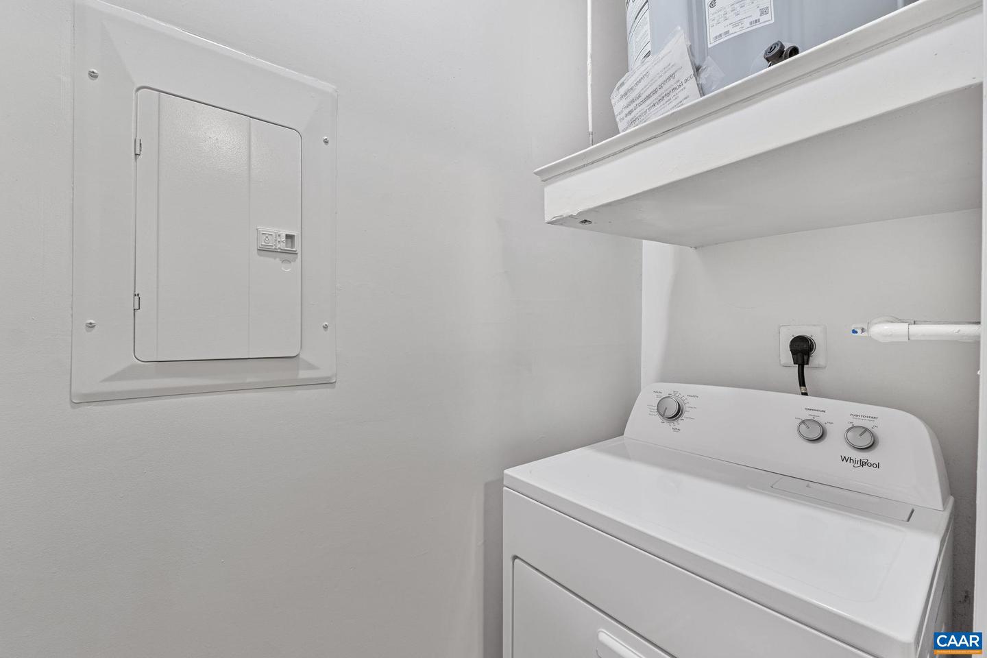 945 DORCHESTER PL #306, CHARLOTTESVILLE, Virginia 22911, 1 Bedroom Bedrooms, ,1 BathroomBathrooms,Residential,For sale,945 DORCHESTER PL #306,665944 MLS # 665944