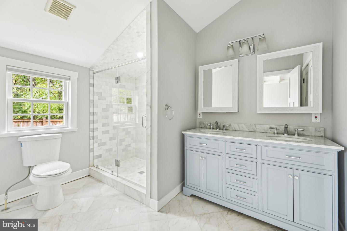 39913 THOMAS MILL RD, LEESBURG, Virginia 20175, 2 Bedrooms Bedrooms, ,3 BathroomsBathrooms,Residential,For sale,39913 THOMAS MILL RD,VALO2086306 MLS # VALO2086306