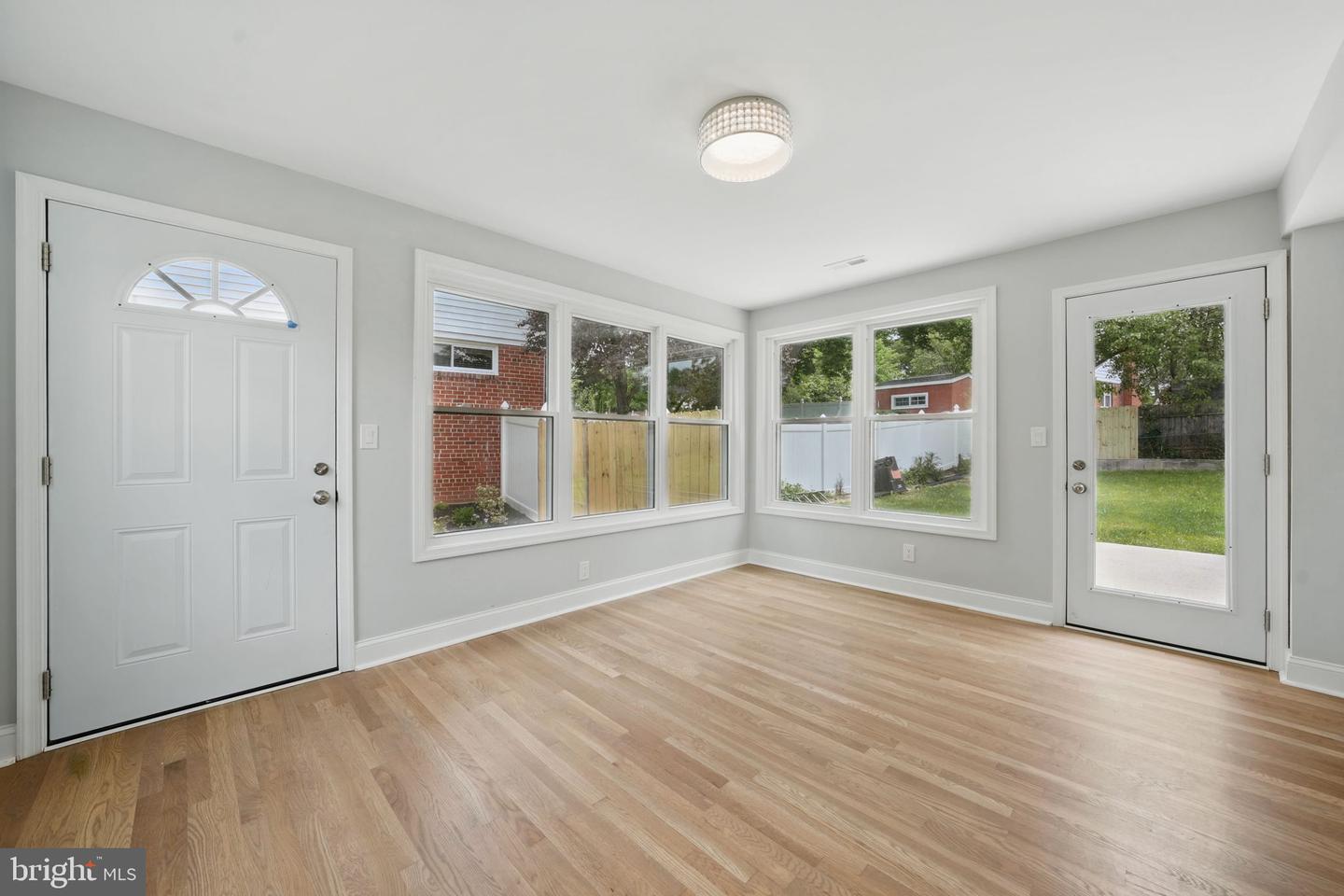 505 N NAYLOR ST, ALEXANDRIA, Virginia 22304, 5 Bedrooms Bedrooms, ,3 BathroomsBathrooms,Residential,For sale,505 N NAYLOR ST,VAAX2042964 MLS # VAAX2042964