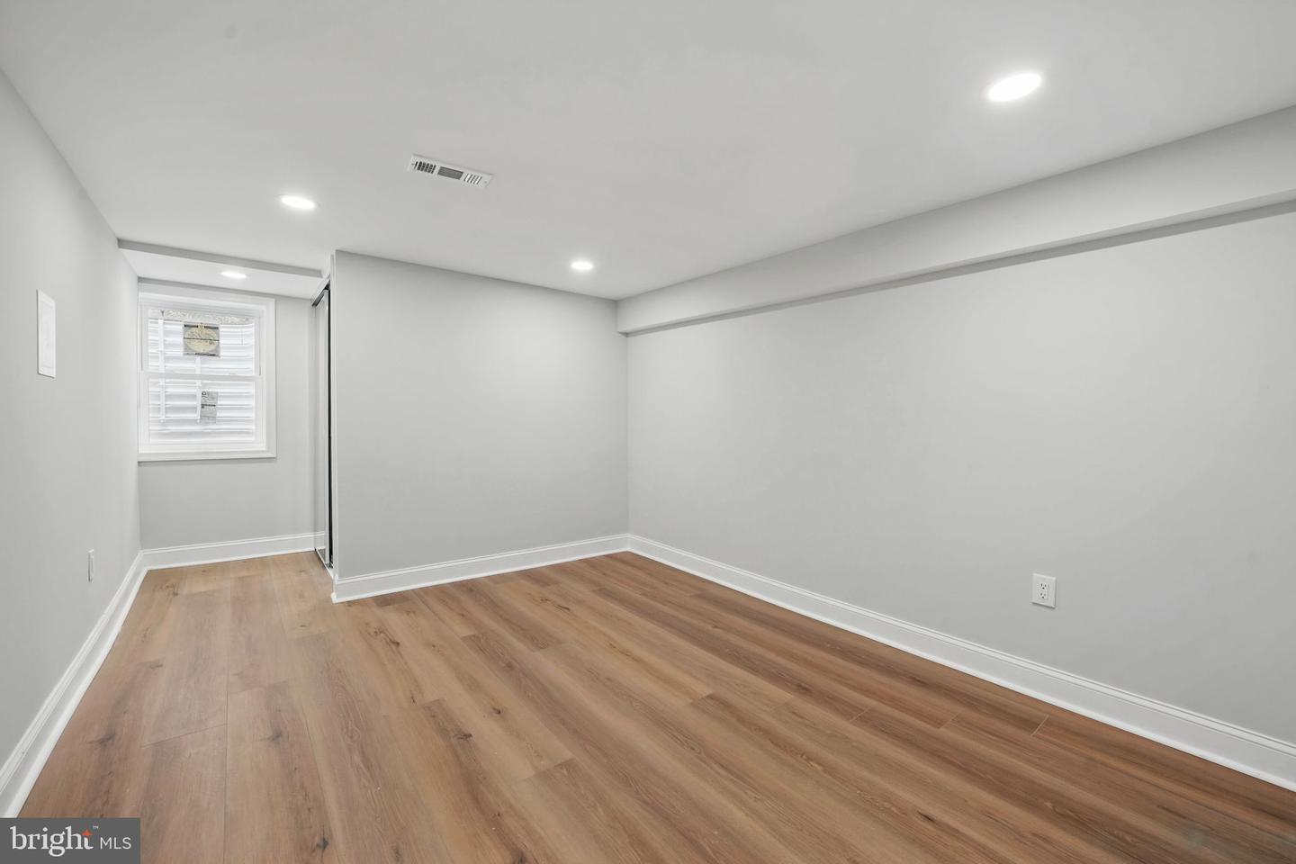505 N NAYLOR ST, ALEXANDRIA, Virginia 22304, 5 Bedrooms Bedrooms, ,3 BathroomsBathrooms,Residential,For sale,505 N NAYLOR ST,VAAX2042964 MLS # VAAX2042964
